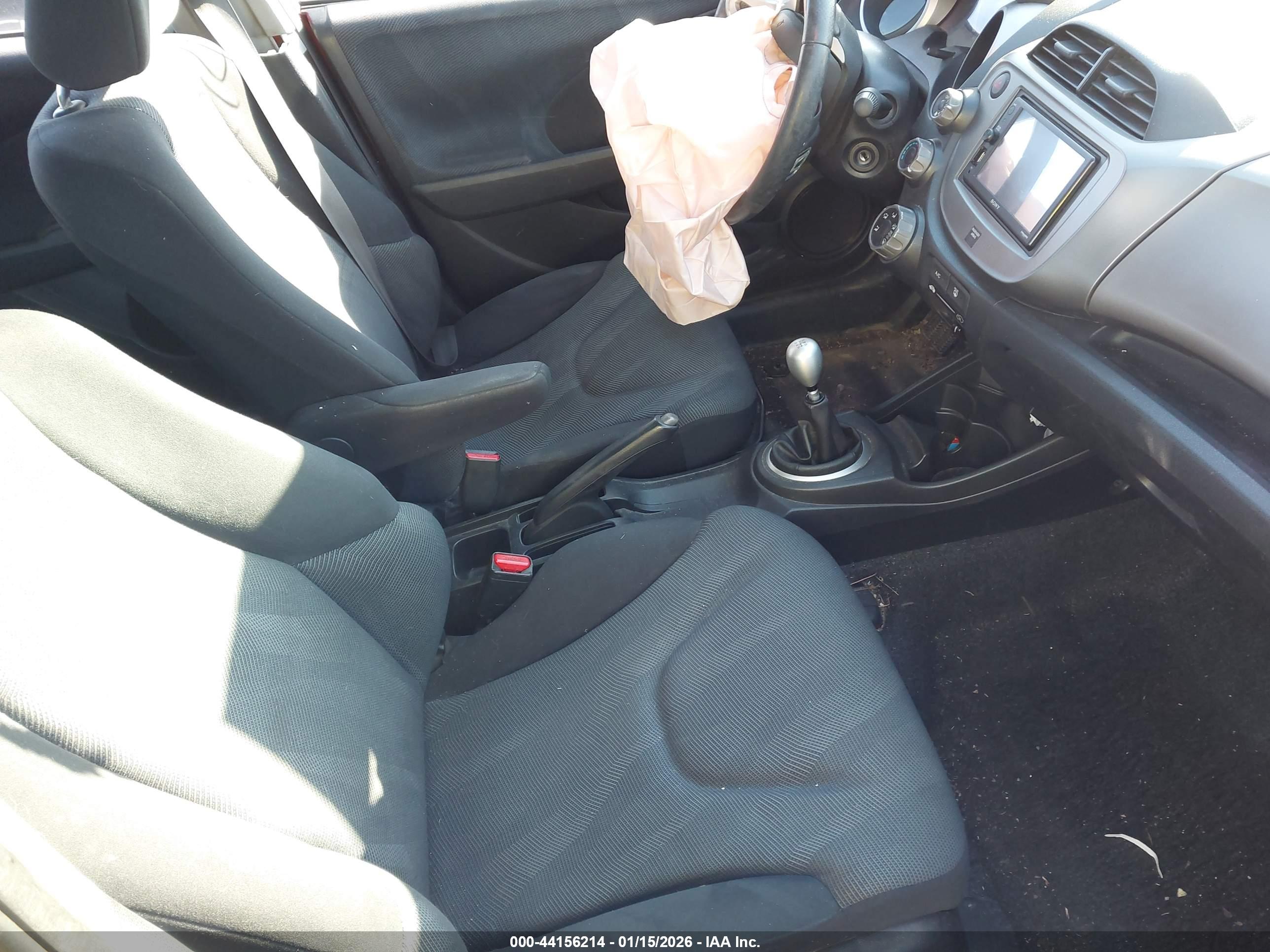 HONDA FIT image 5