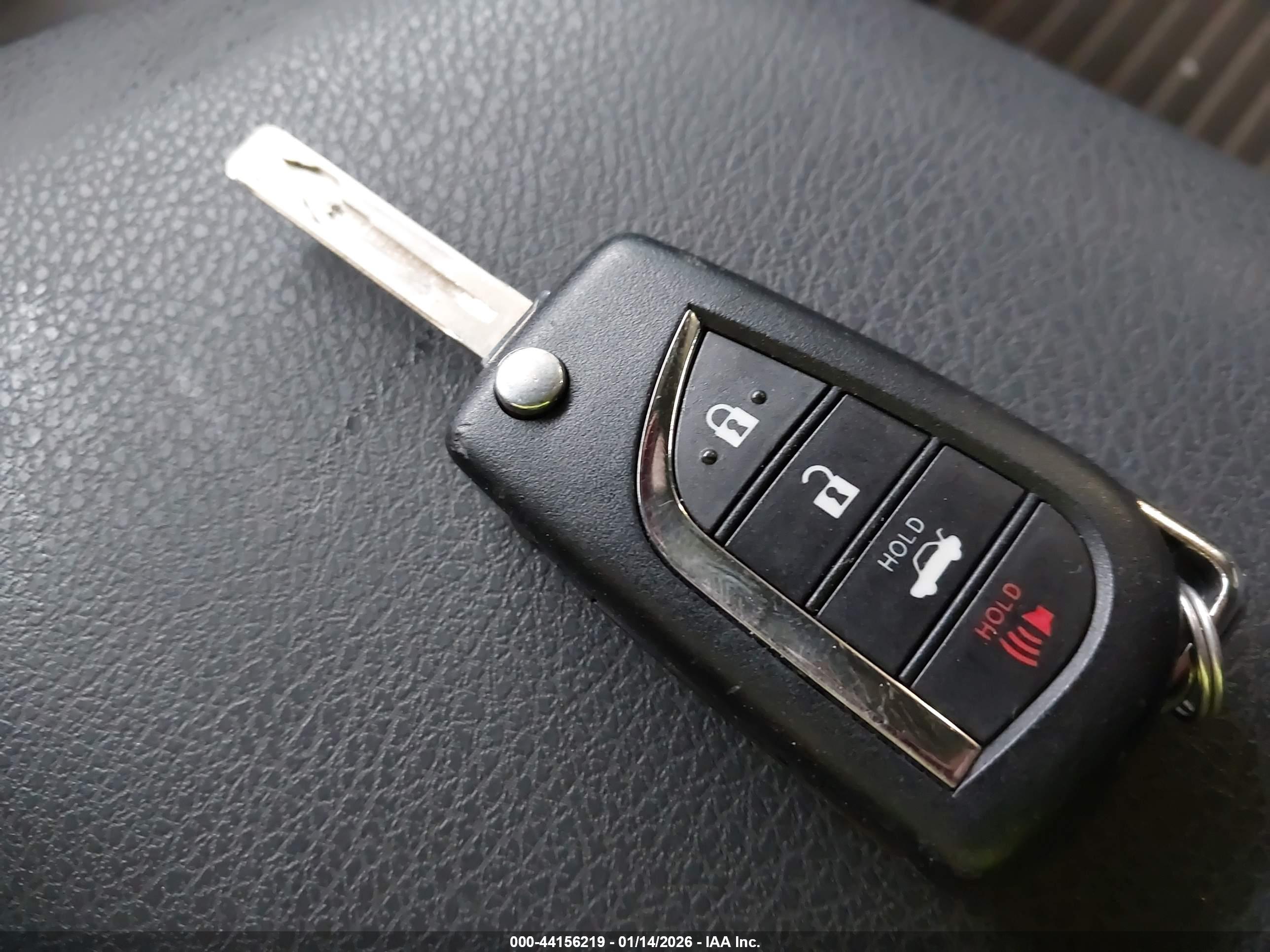 TOYOTA CAMRY image 11