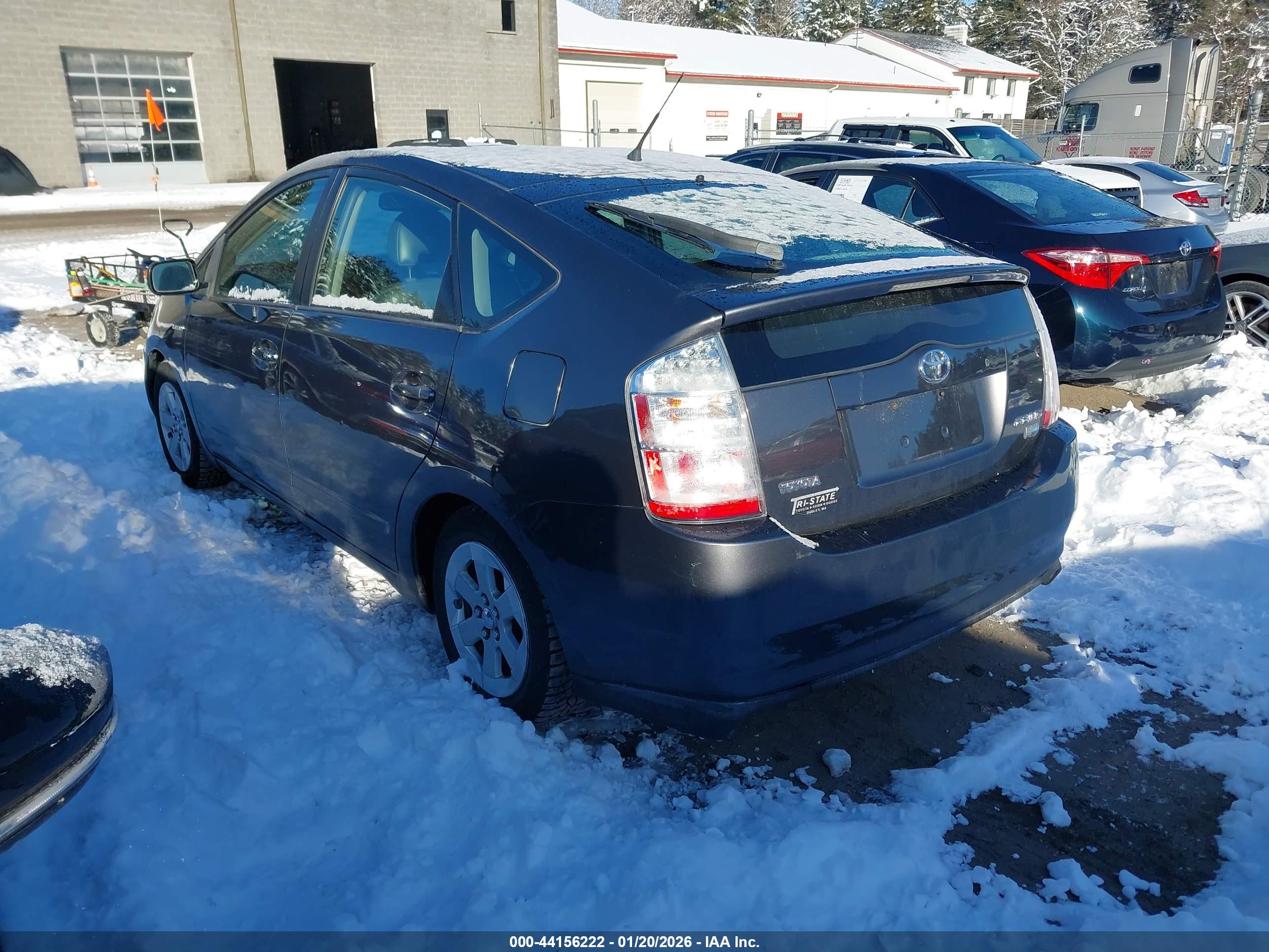 TOYOTA PRIUS image 3