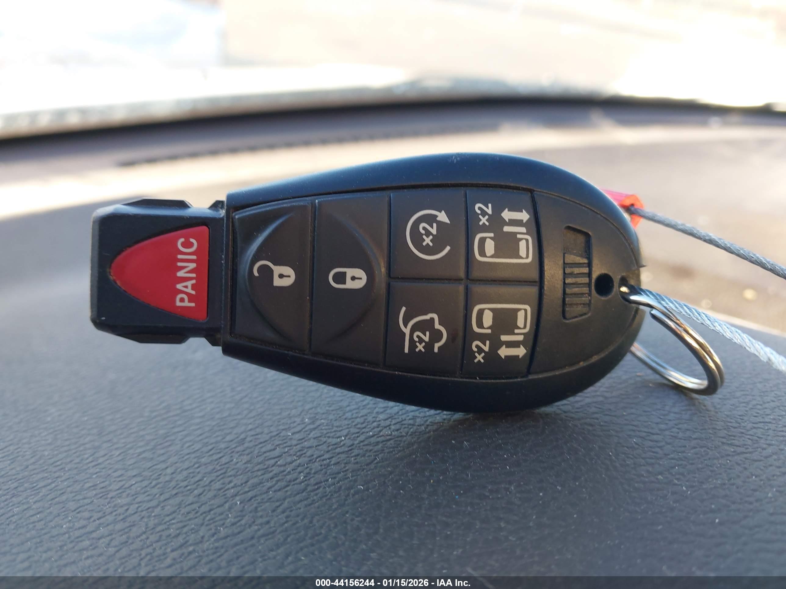 CHRYSLER TOWN image 11