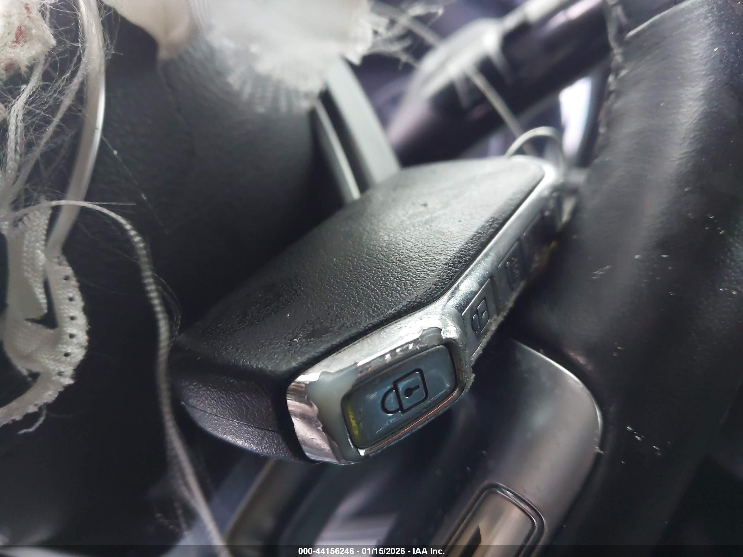 KIA K5 image 11