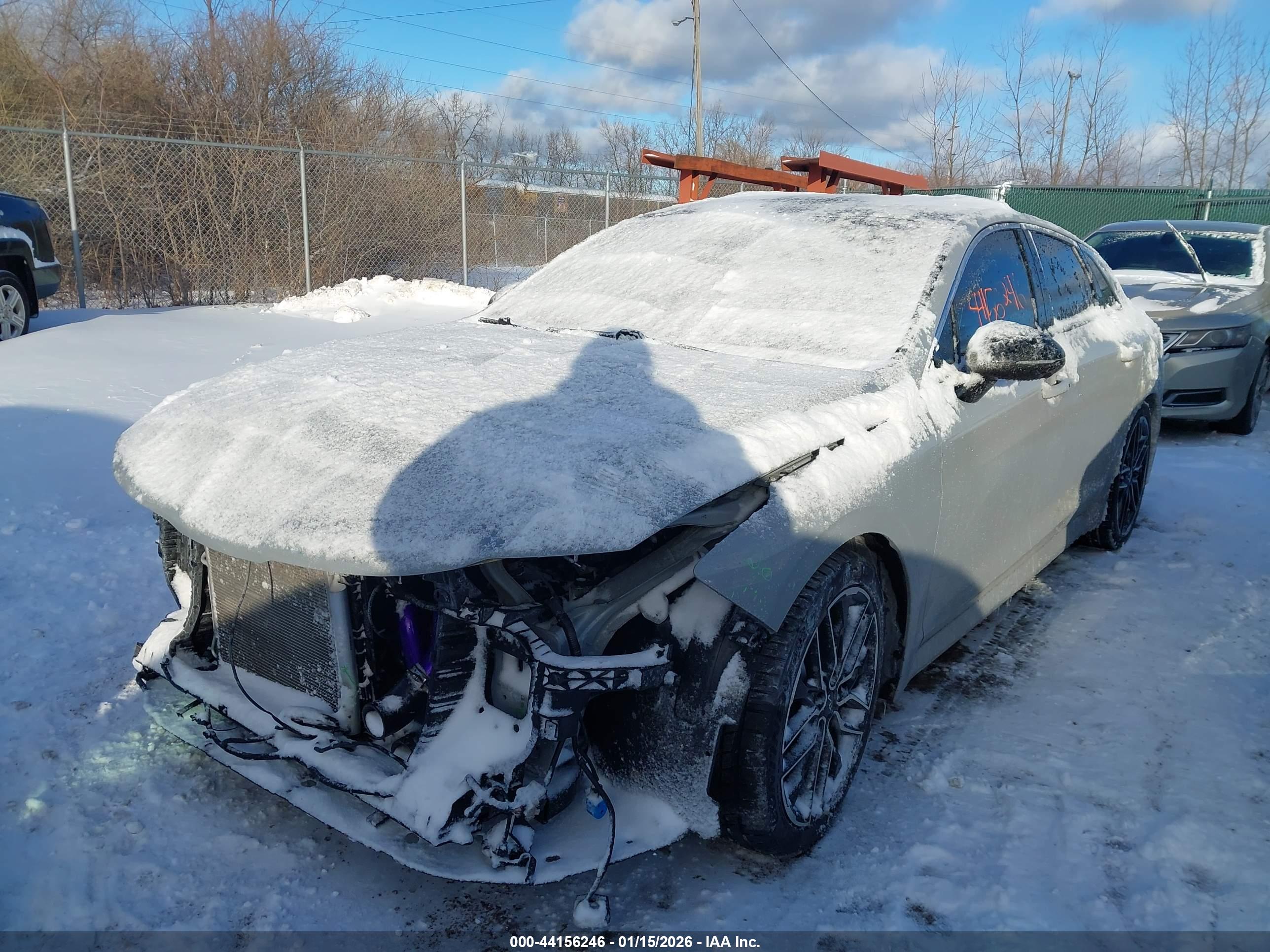 KIA K5 image 2