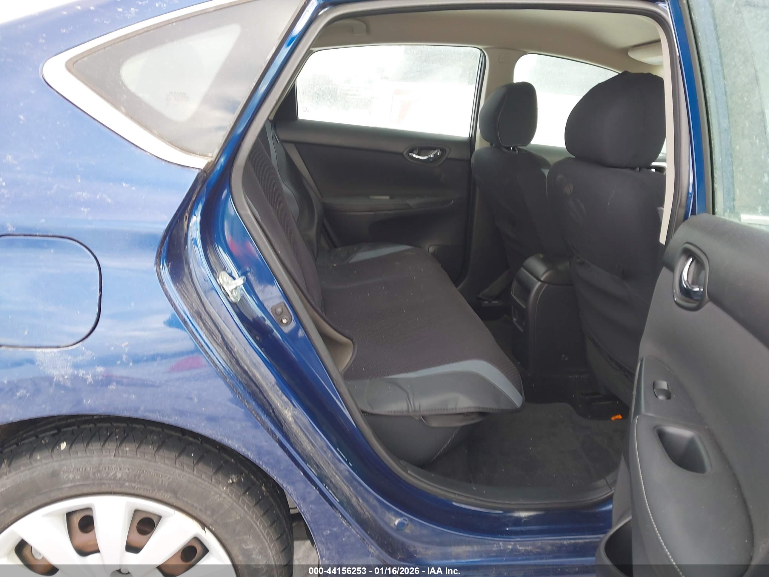 NISSAN SENTRA image 8