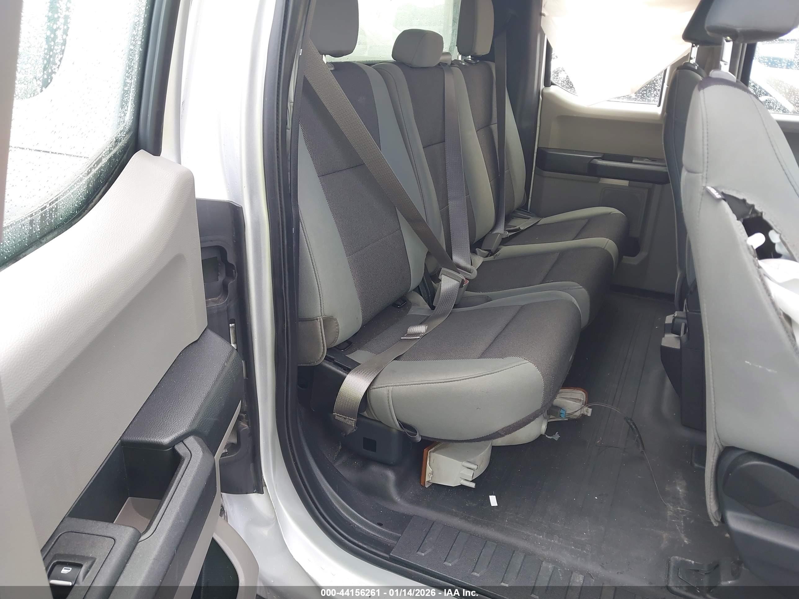 FORD F-150 image 8