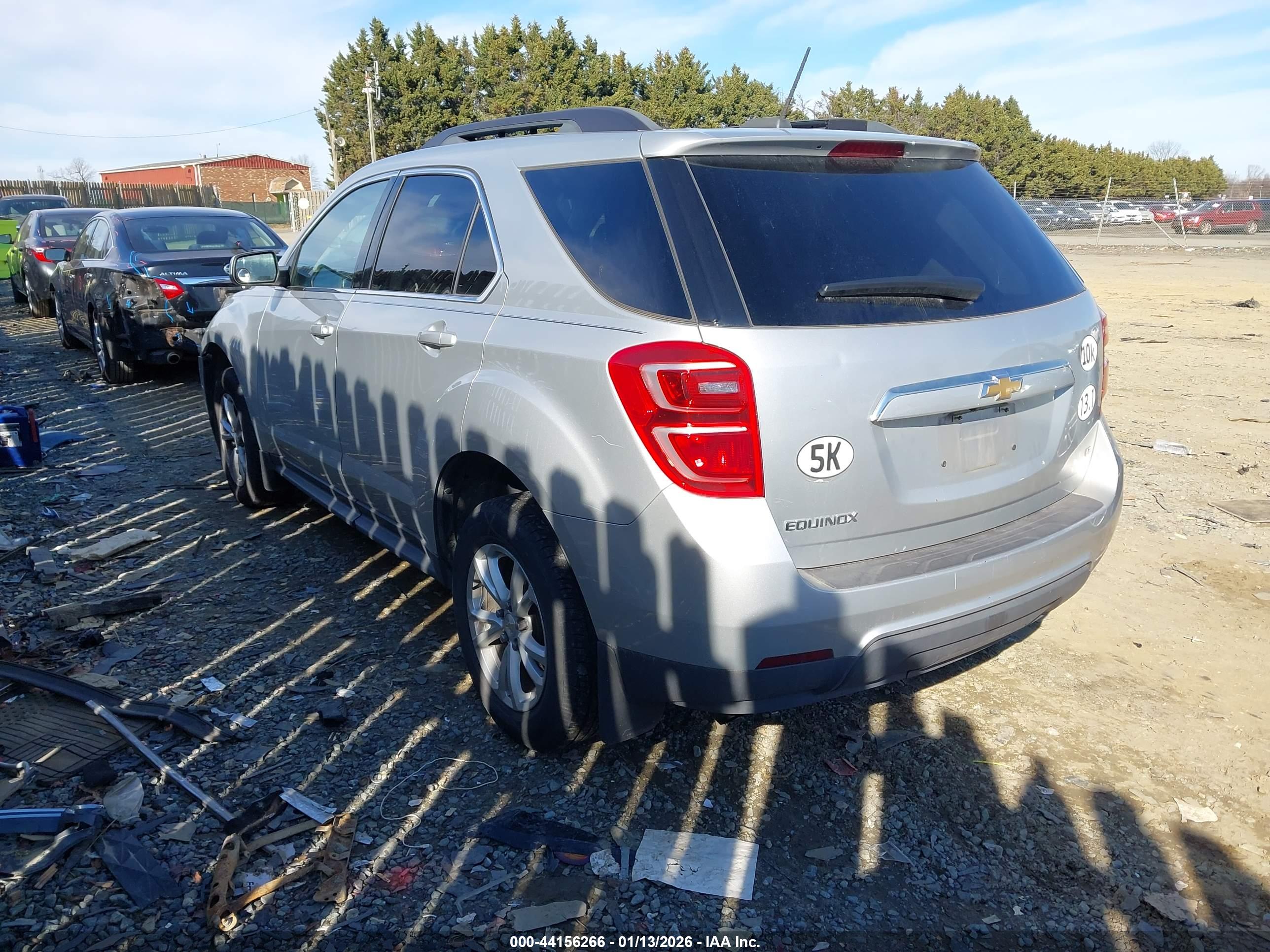 CHEVROLET EQUINOX image 3