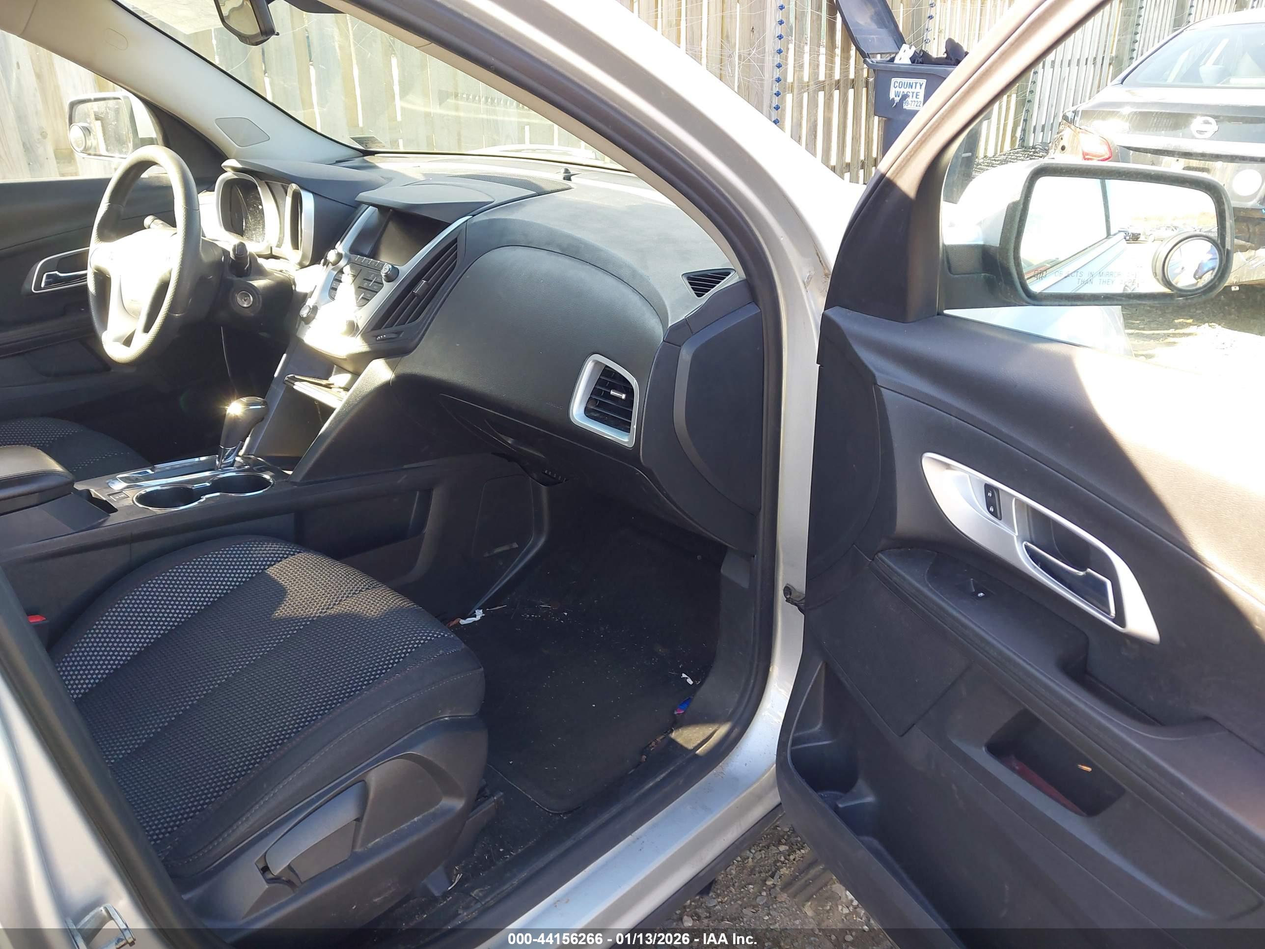 CHEVROLET EQUINOX image 5
