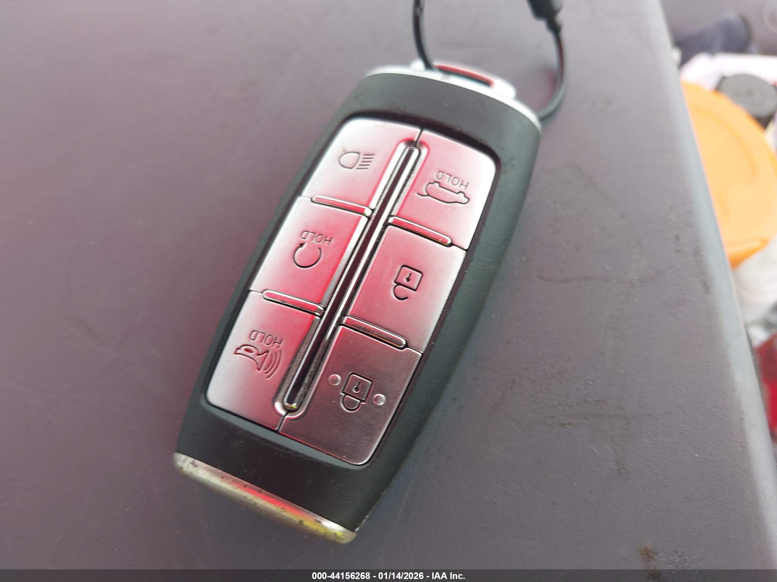 GENESIS GV70 image 11