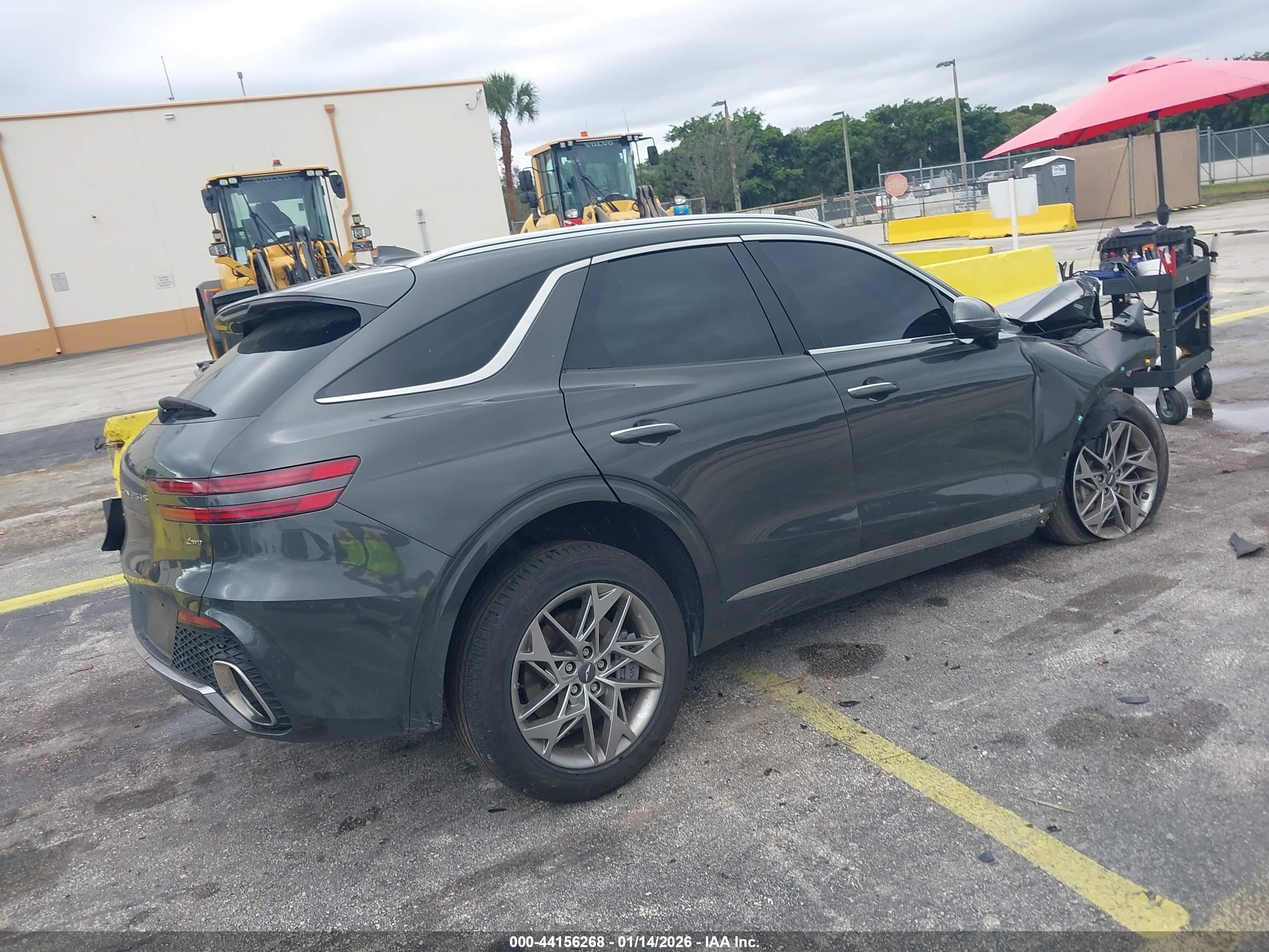 GENESIS GV70 image 4