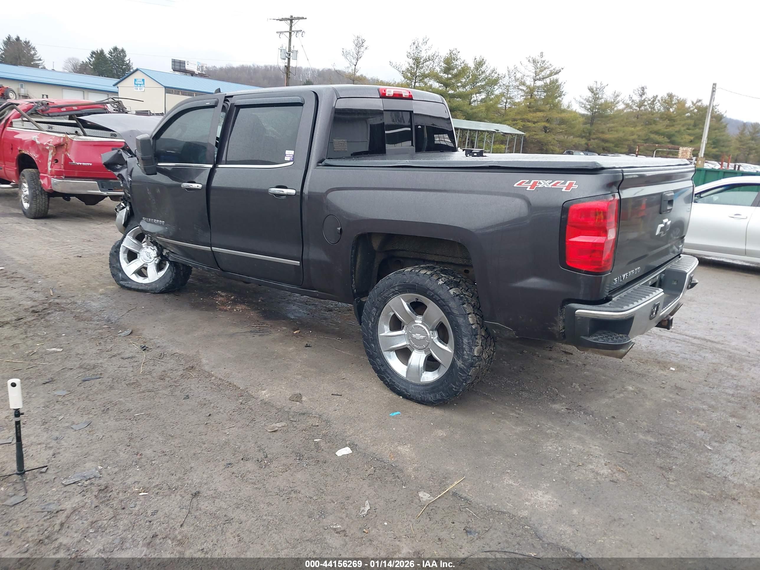 CHEVROLET SILVERADO image 3