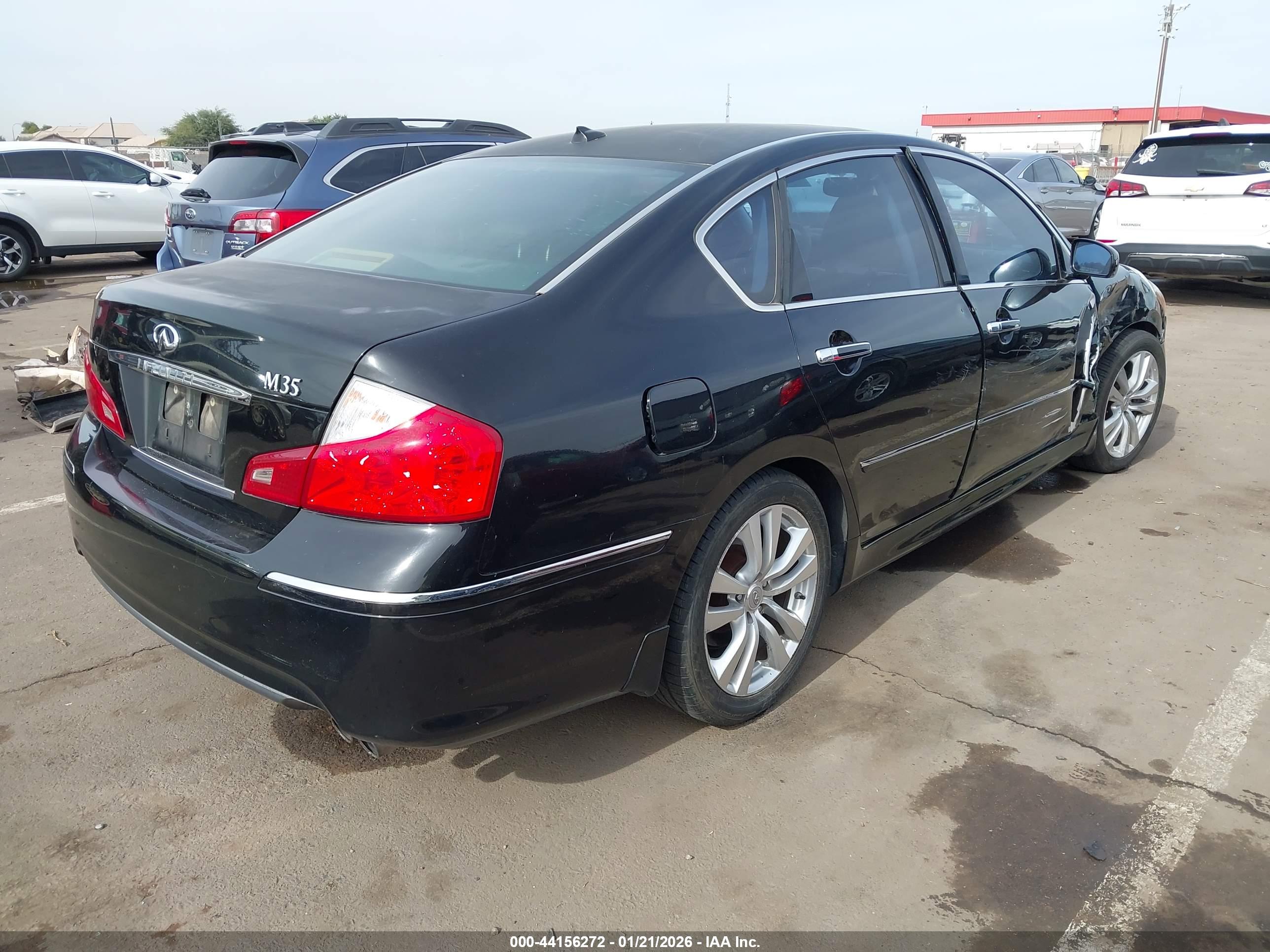 INFINITI M35 image 4