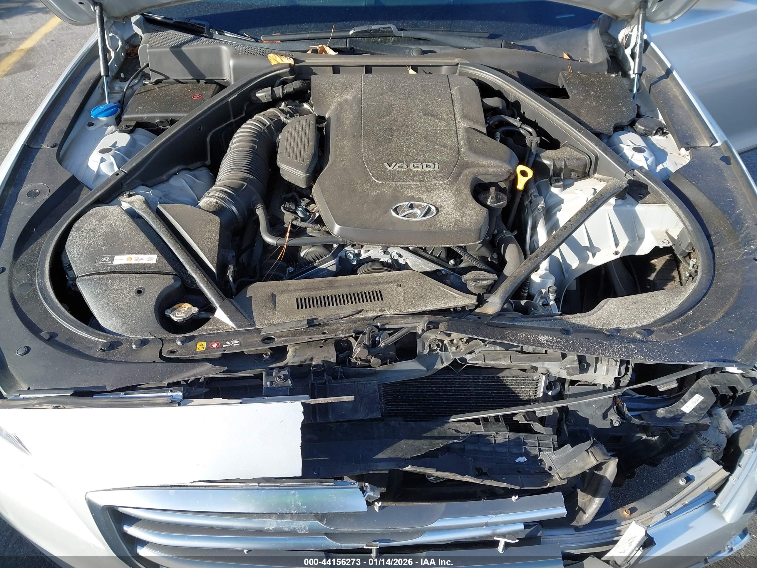 HYUNDAI GENESIS image 10
