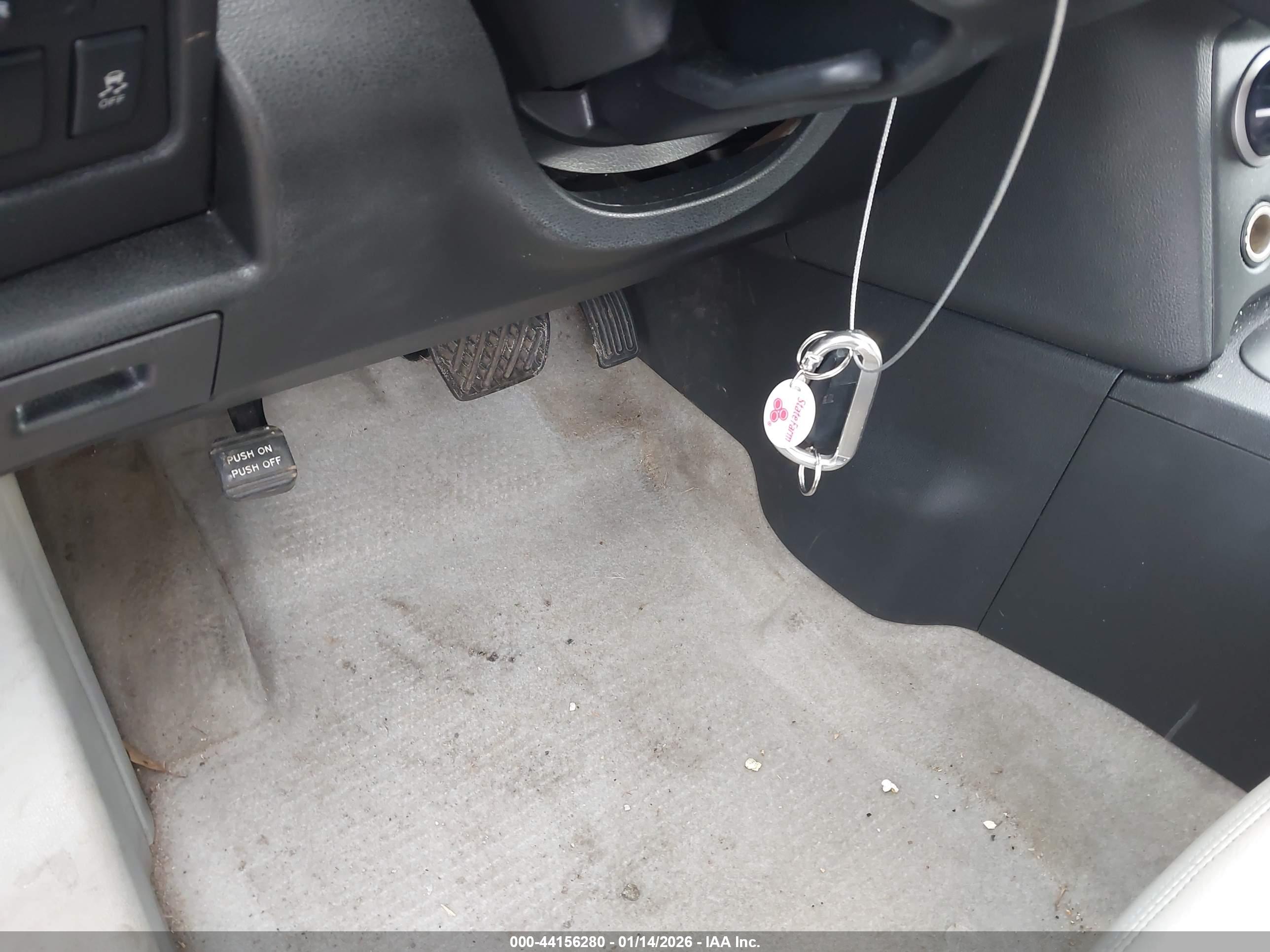 NISSAN ROGUE image 11