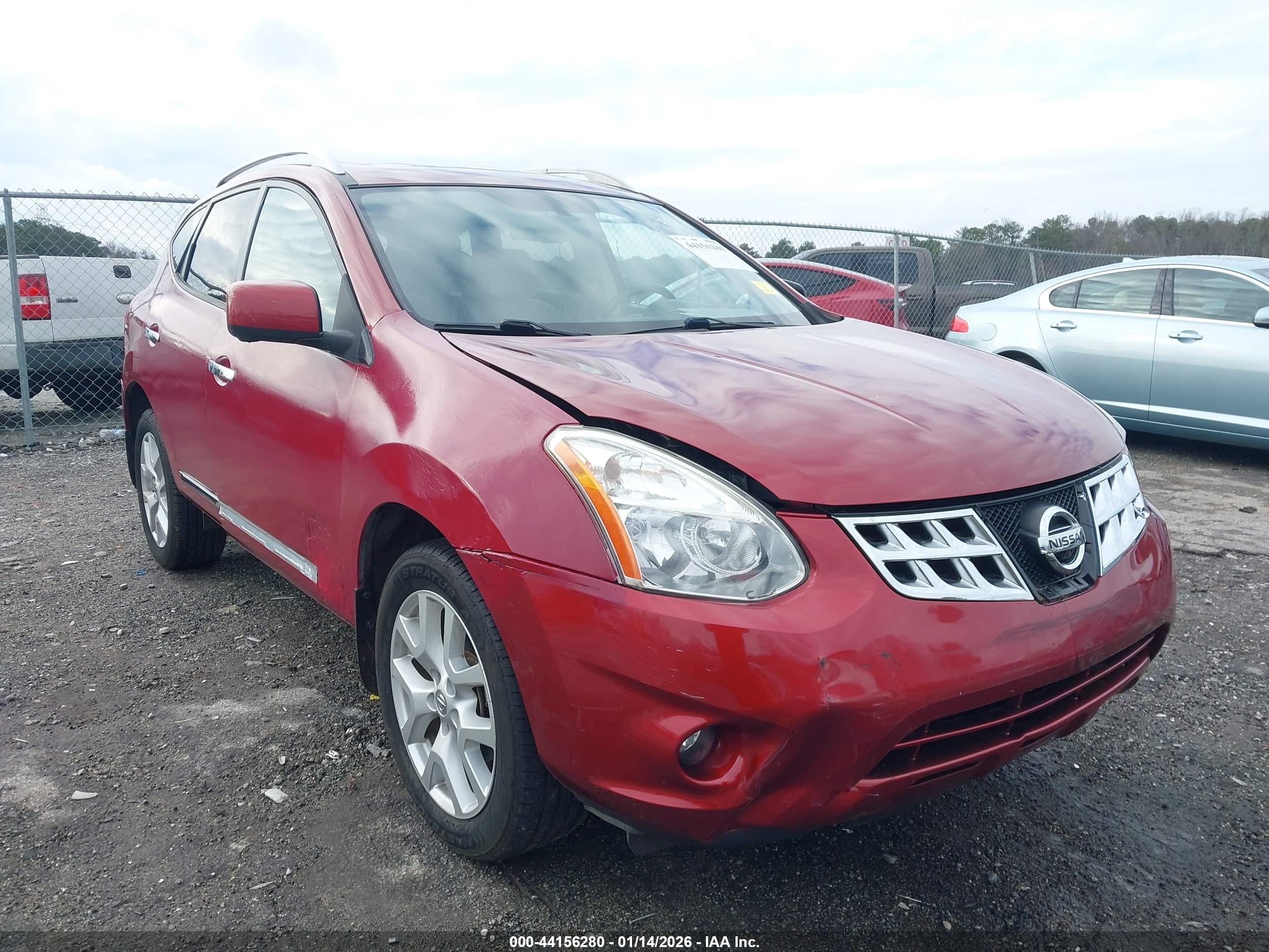 NISSAN ROGUE image 6