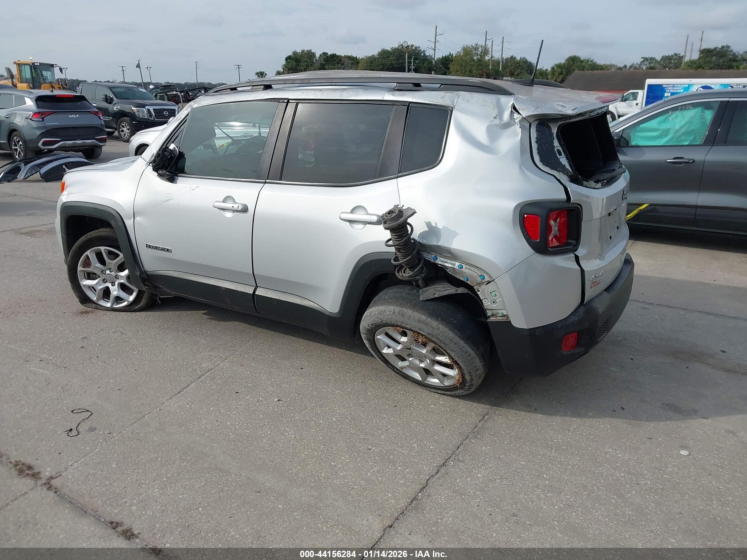 JEEP RENEGADE image 3