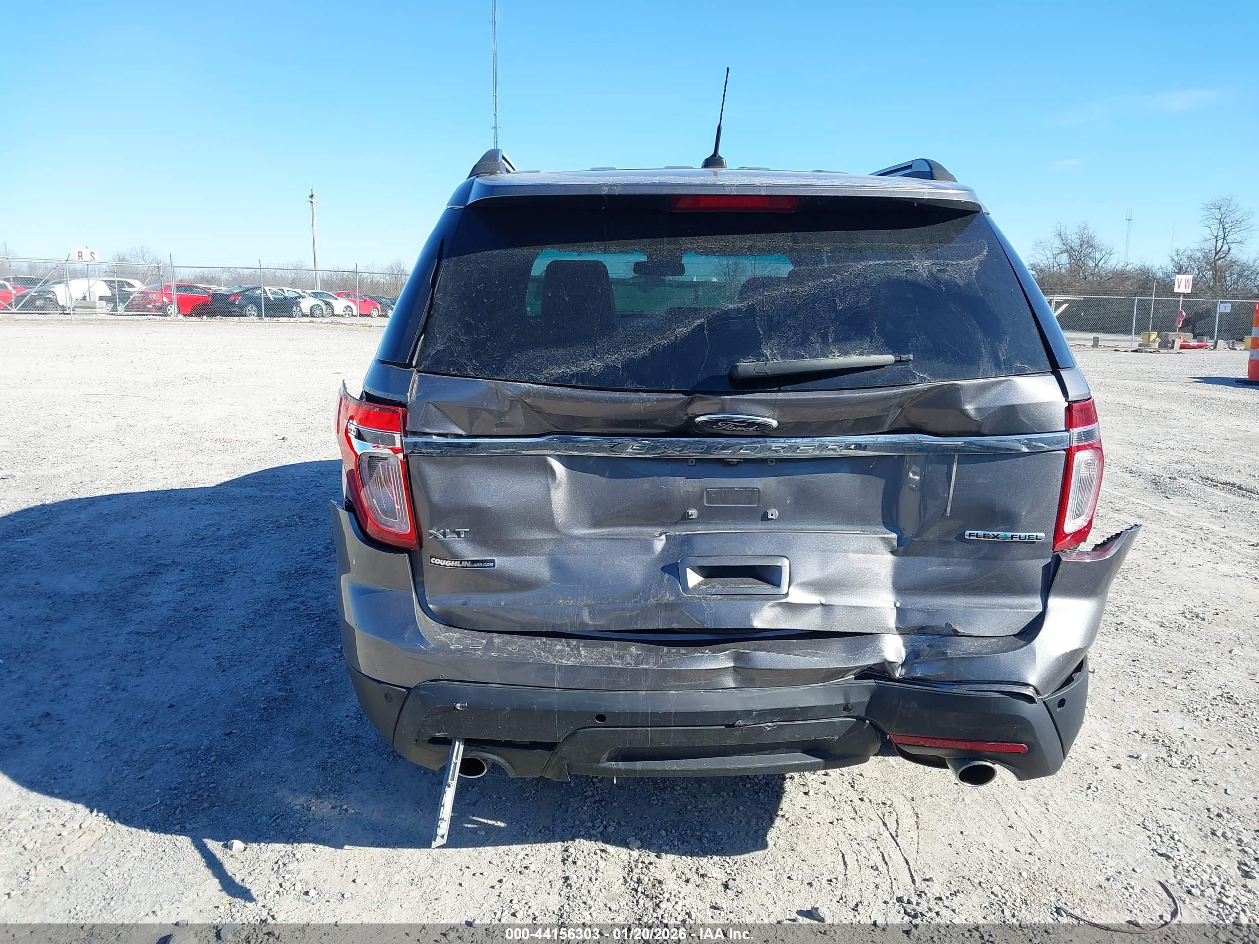 FORD EXPLORER image 6
