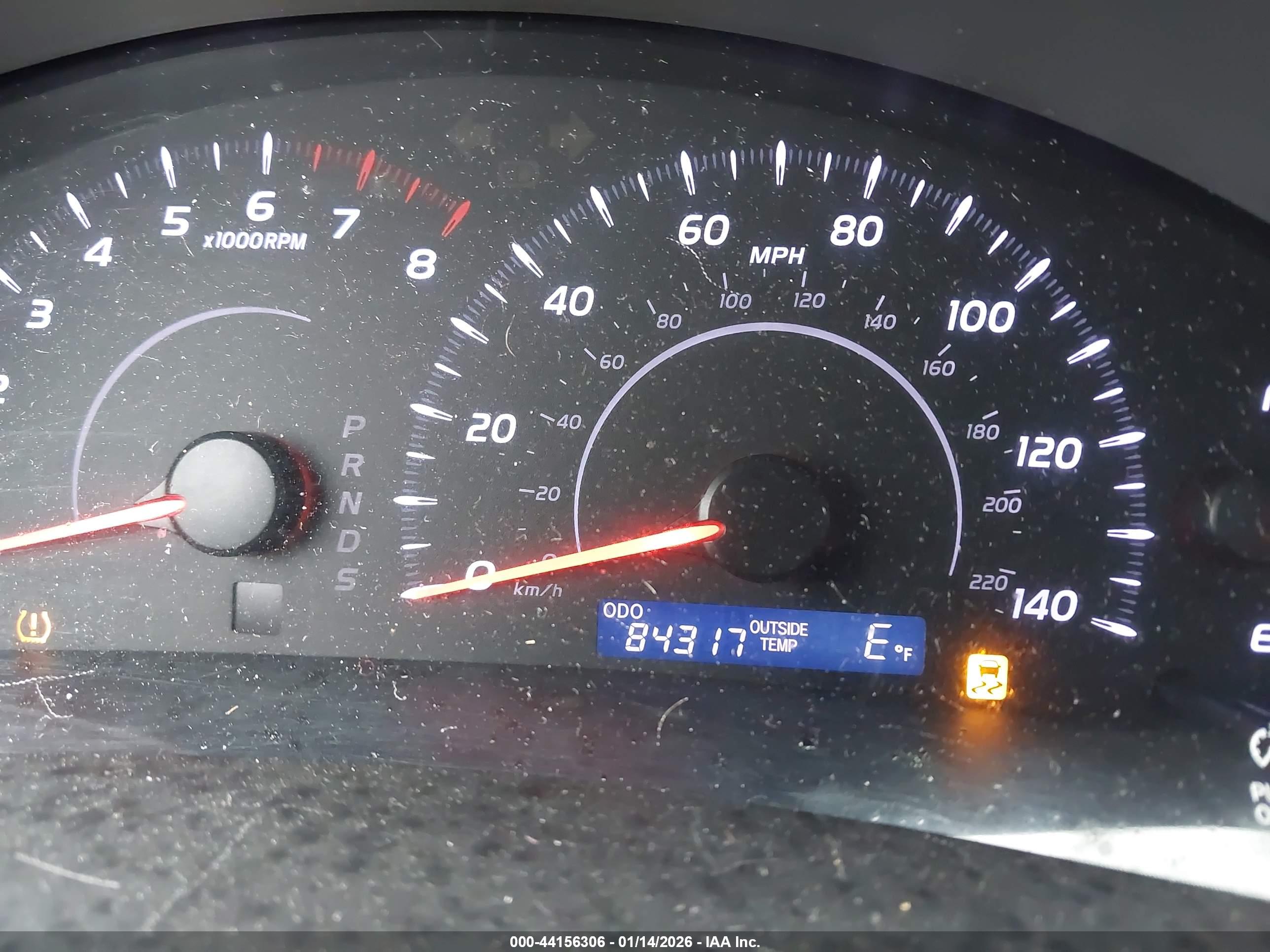 TOYOTA CAMRY image 7