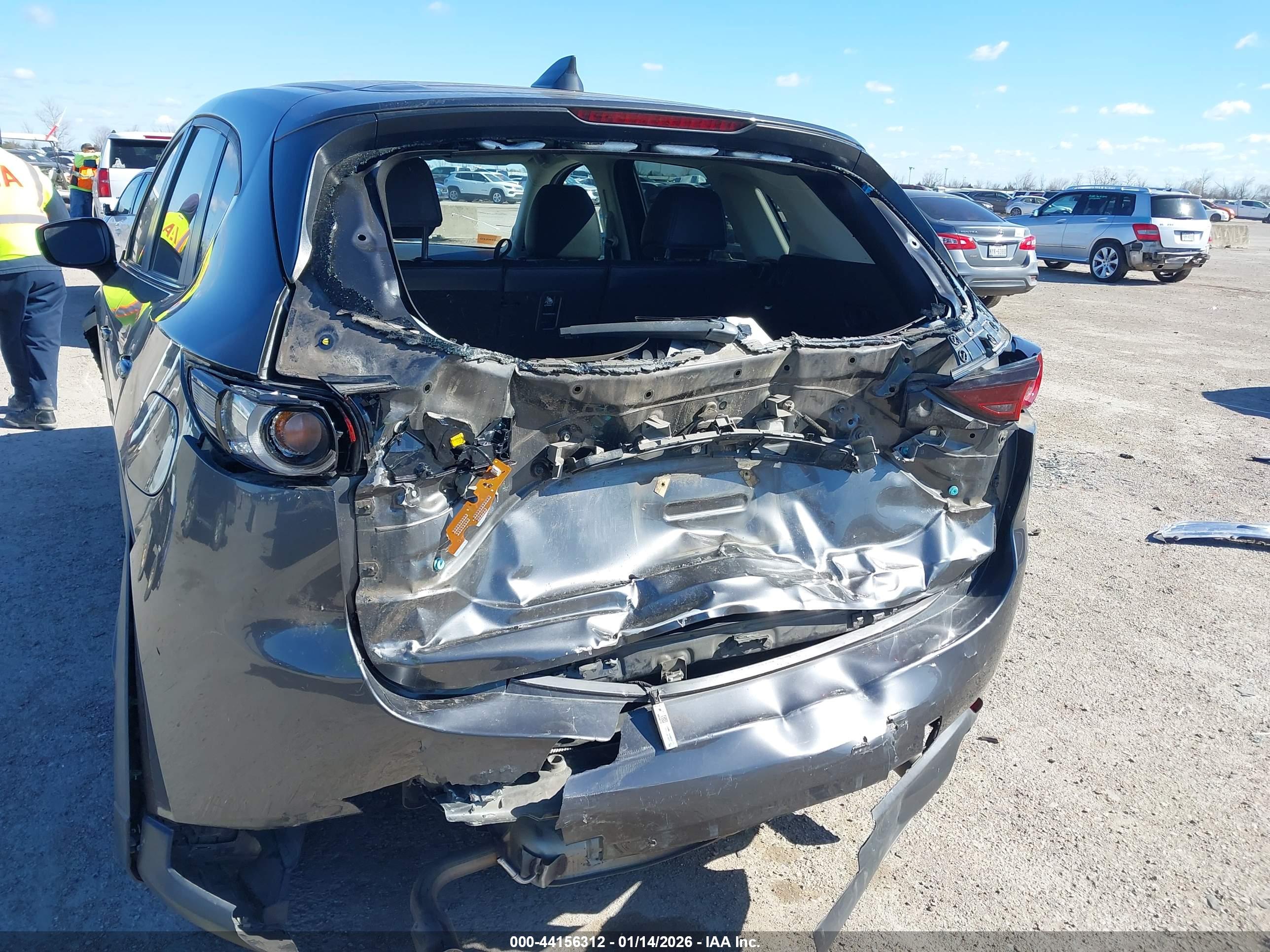 MAZDA CX-5 image 6