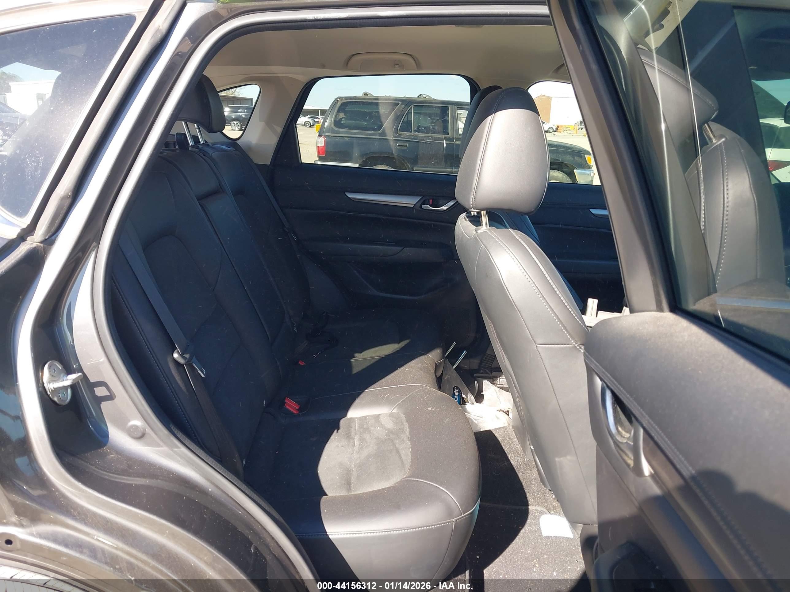 MAZDA CX-5 image 8