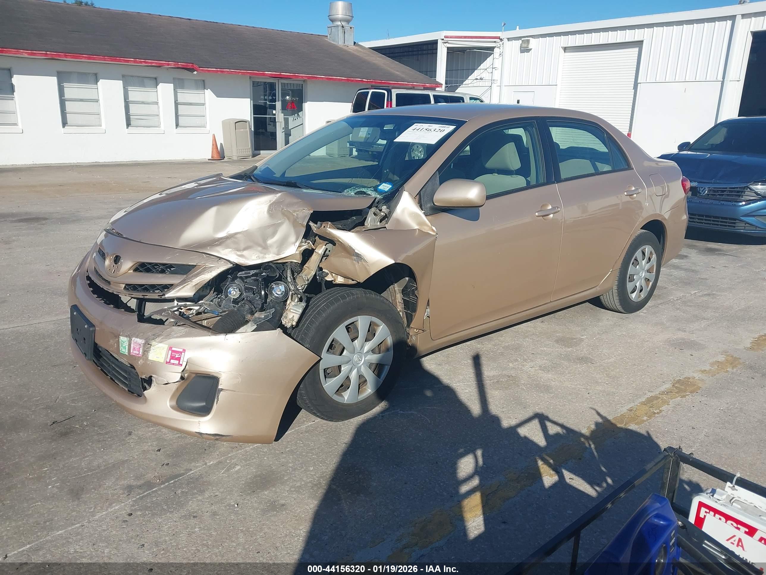 TOYOTA COROLLA image 2