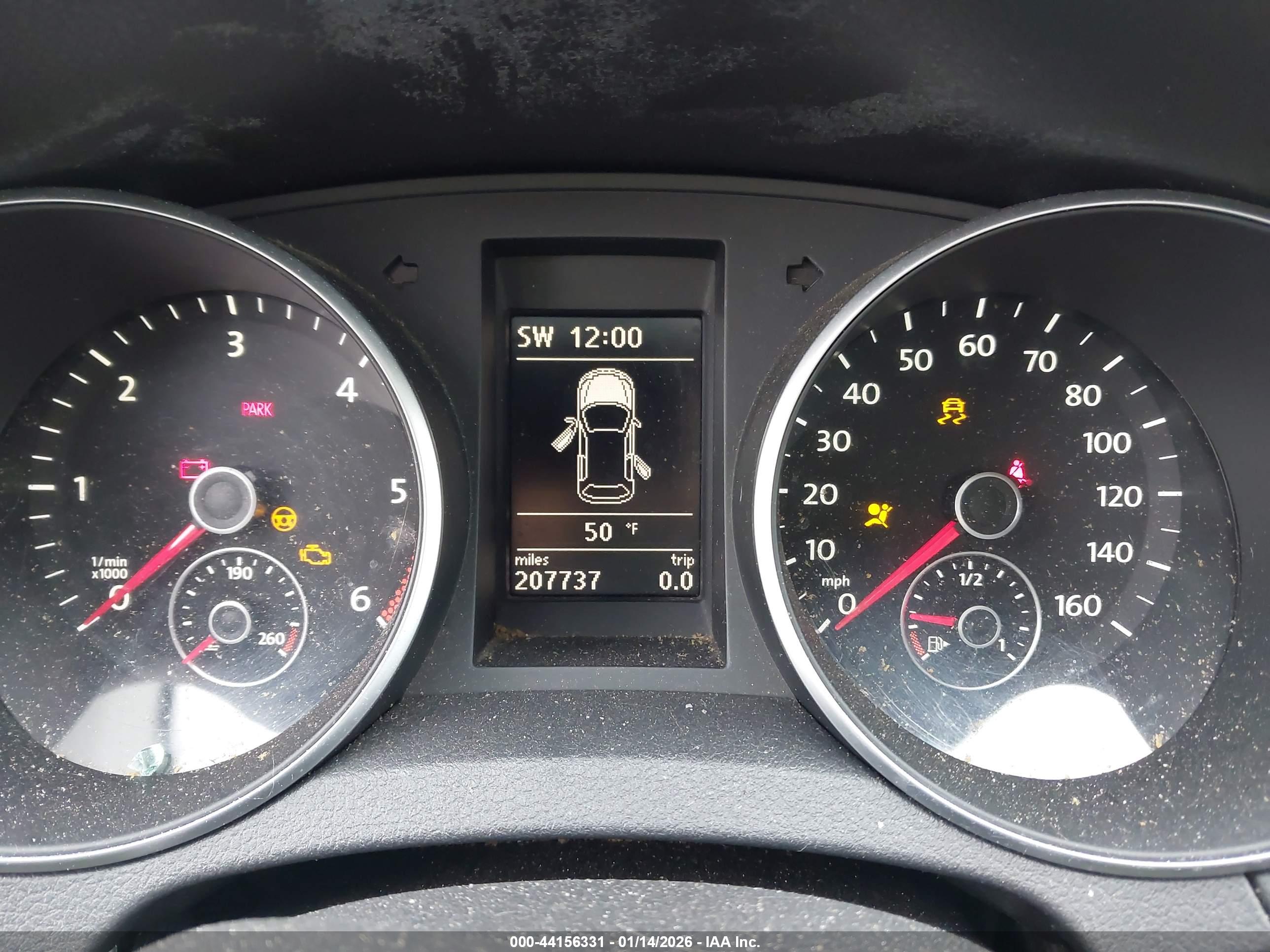 VOLKSWAGEN GOLF image 7