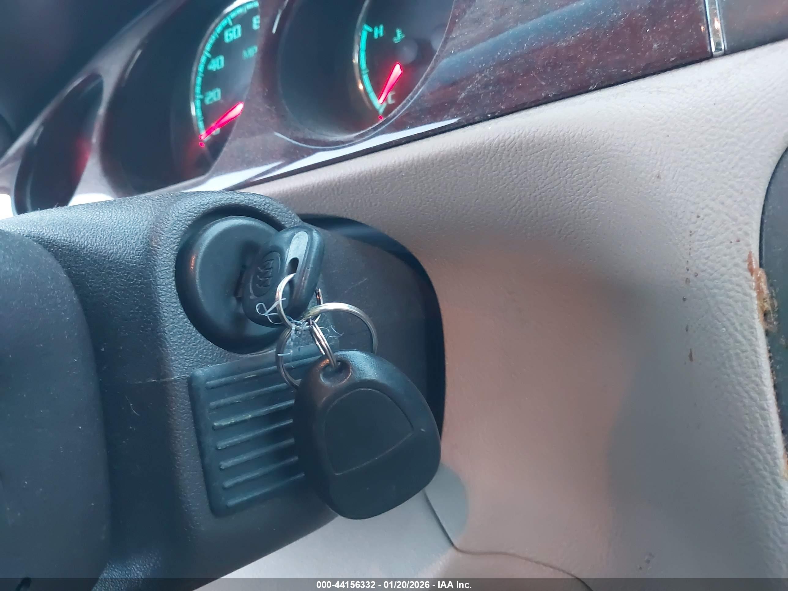 BUICK LUCERNE image 11
