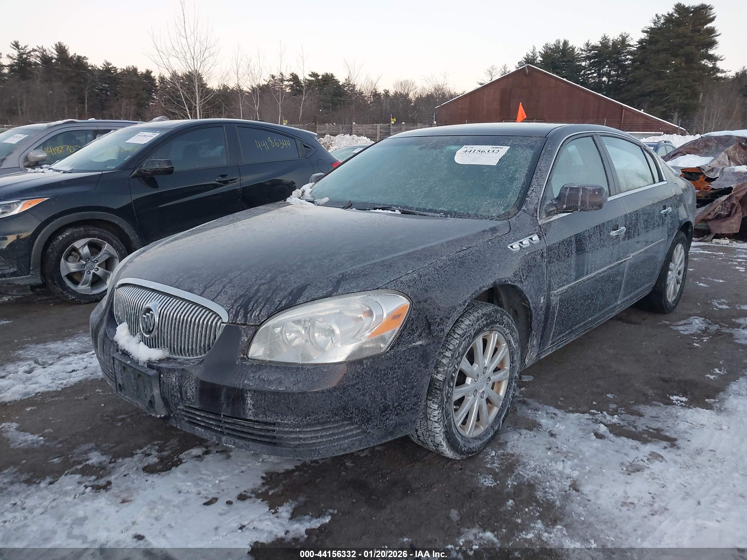 BUICK LUCERNE image 2