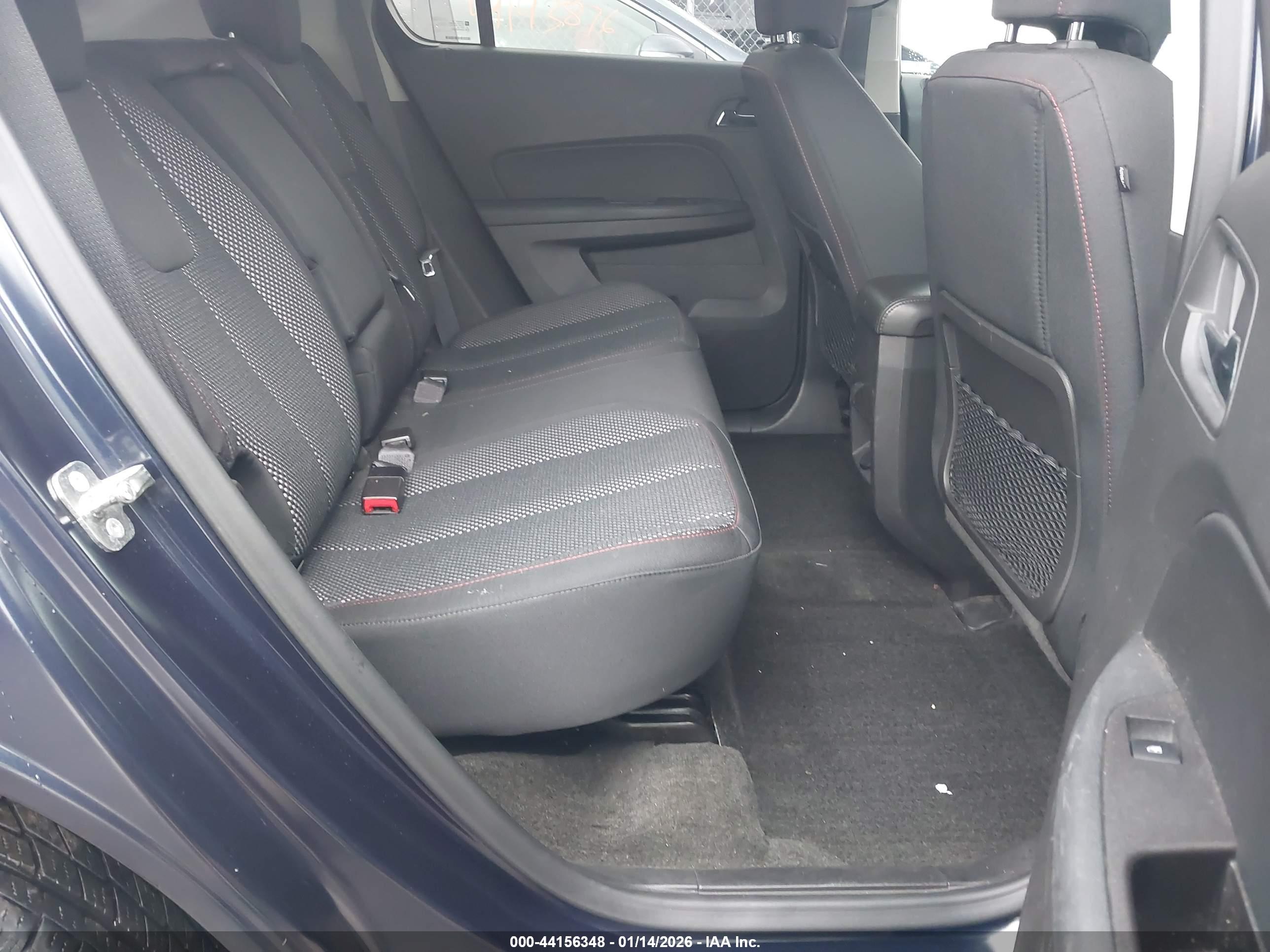 CHEVROLET EQUINOX image 8