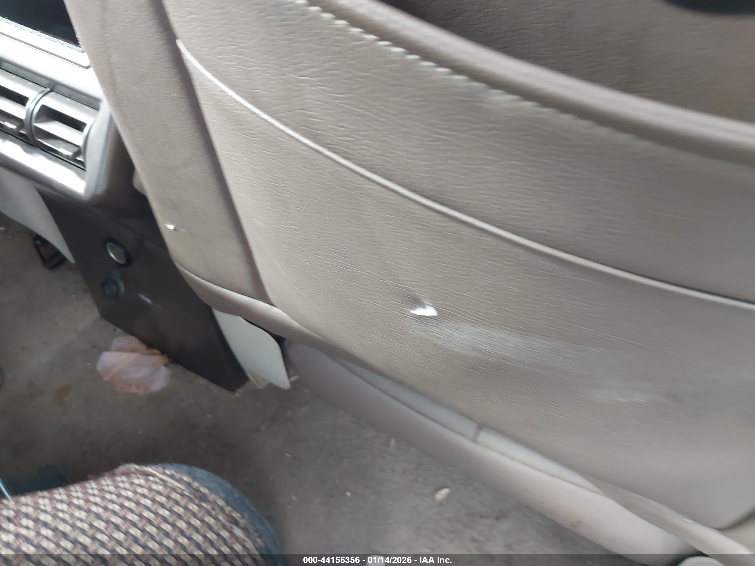 BUICK RENDEZVOUS image 8