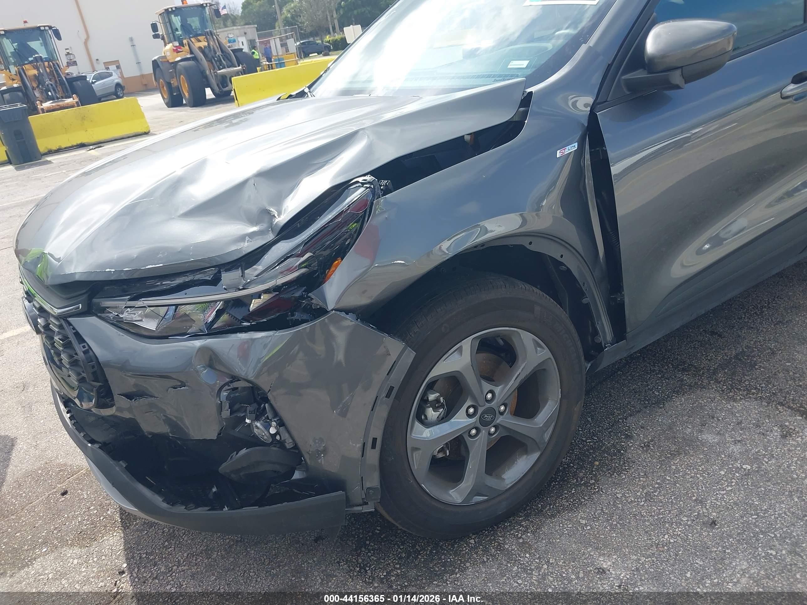 FORD ESCAPE image 6