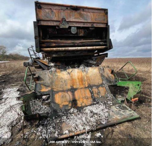 JOHN DEERE image 2