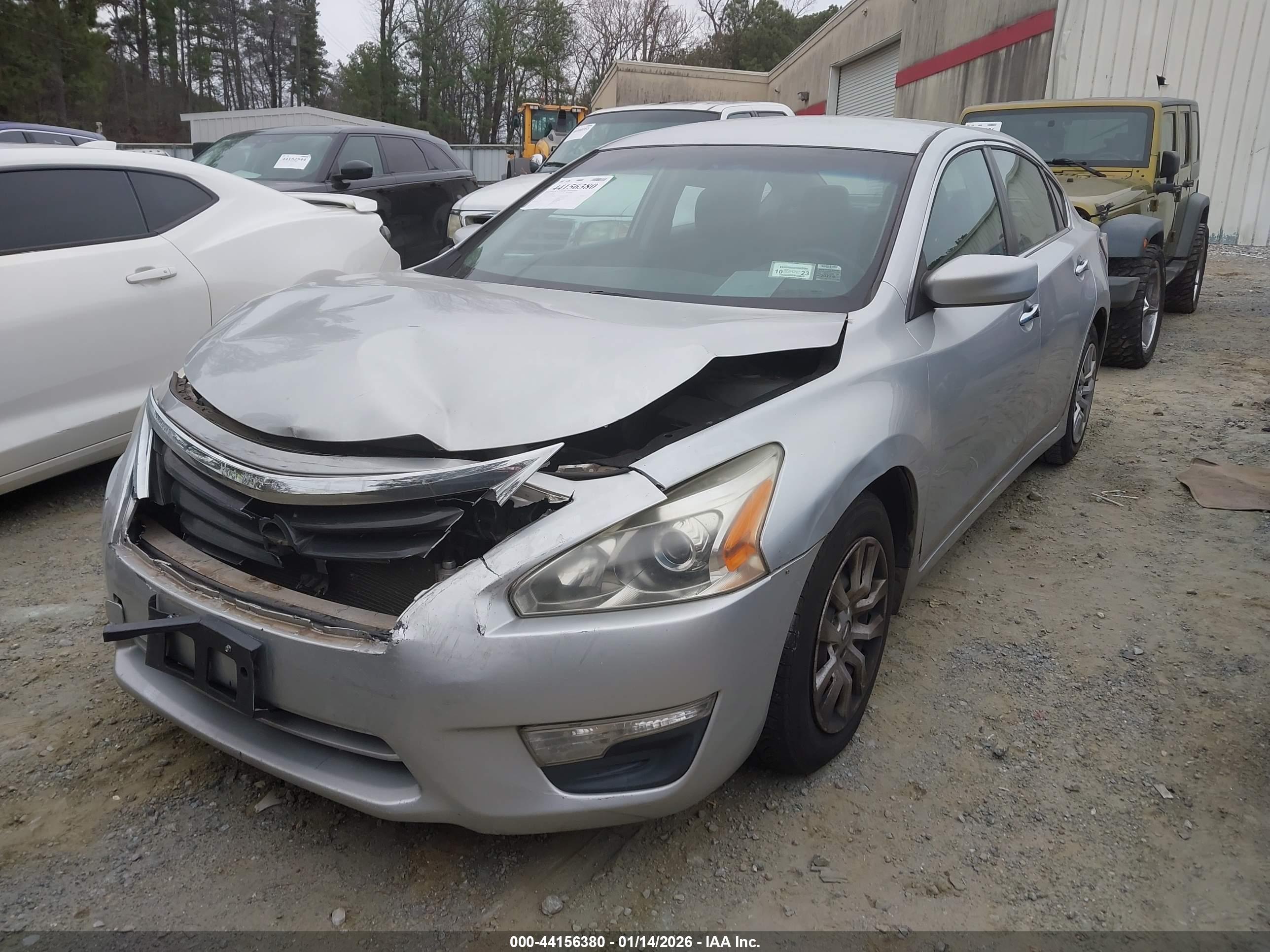 NISSAN ALTIMA image 2