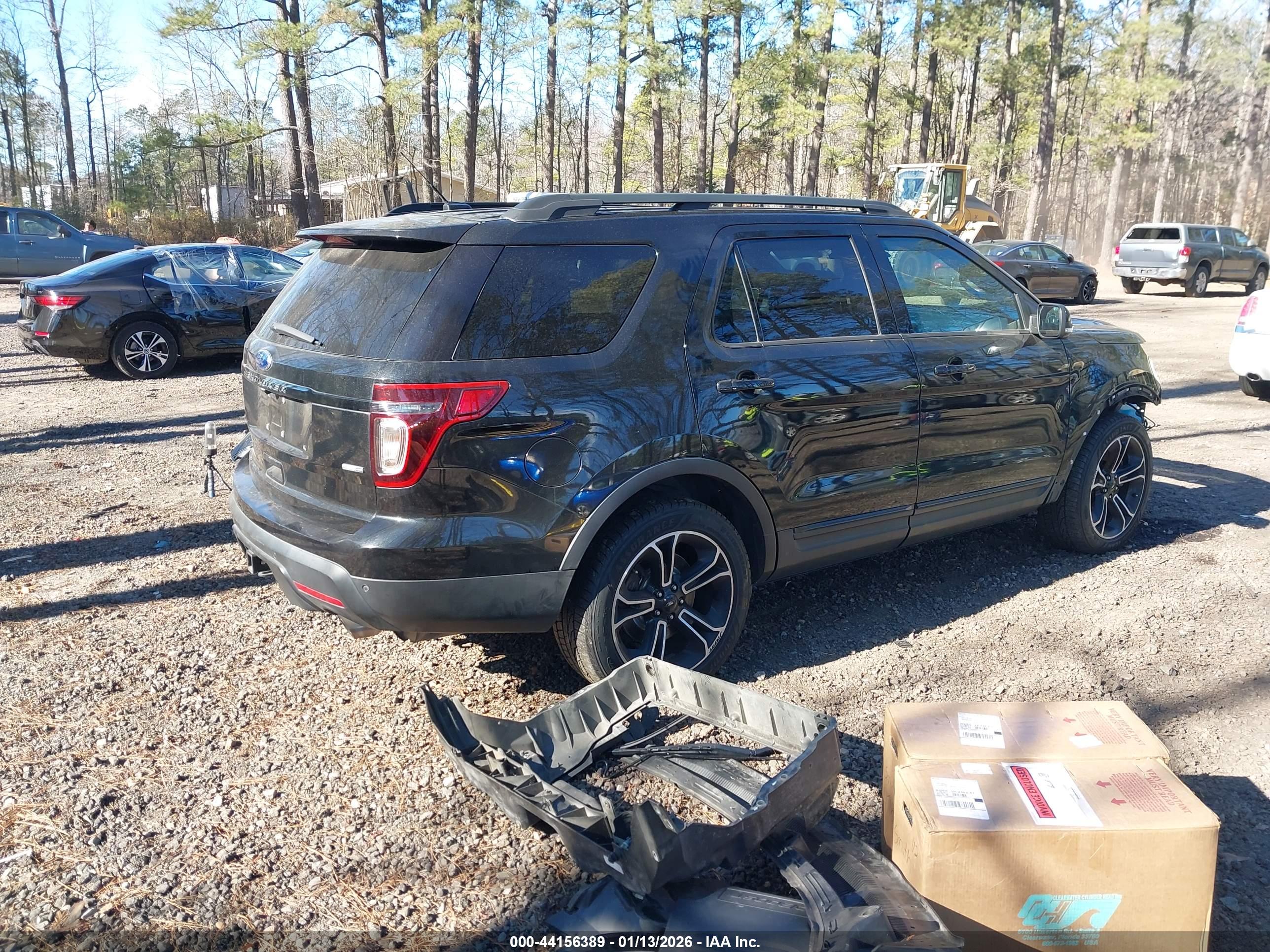 FORD EXPLORER image 4