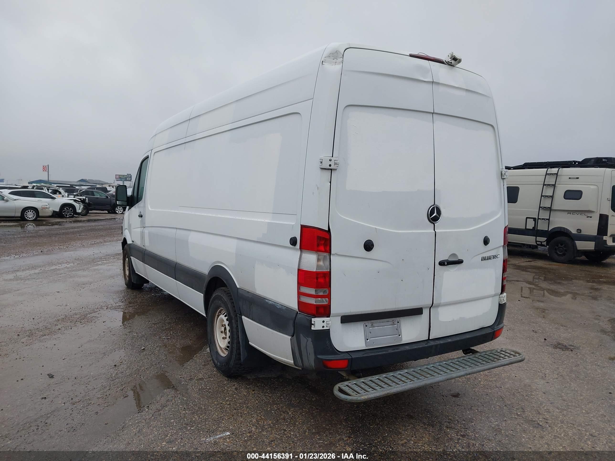 MERCEDES-BENZ SPRINTER image 3