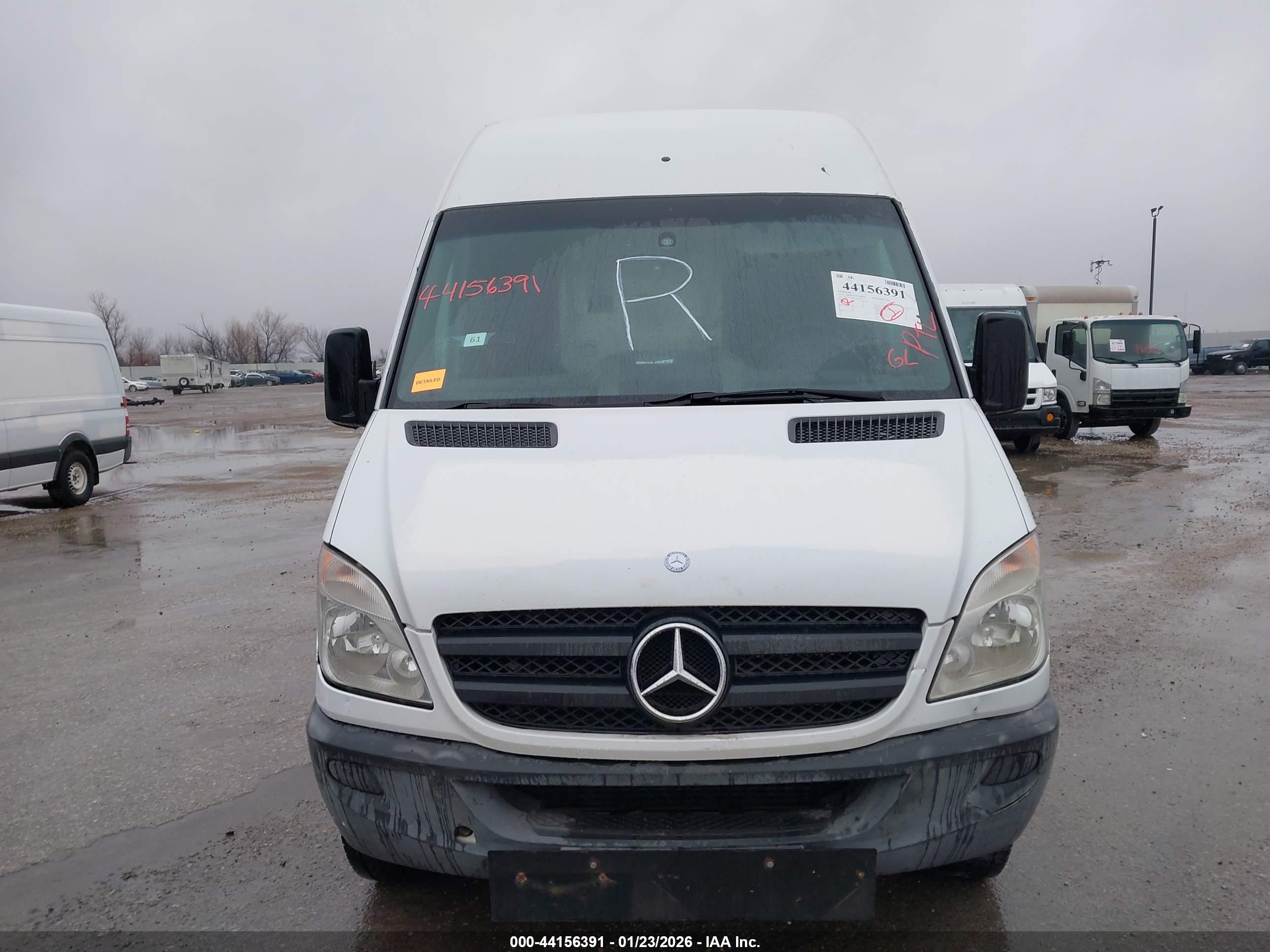 MERCEDES-BENZ SPRINTER image 6