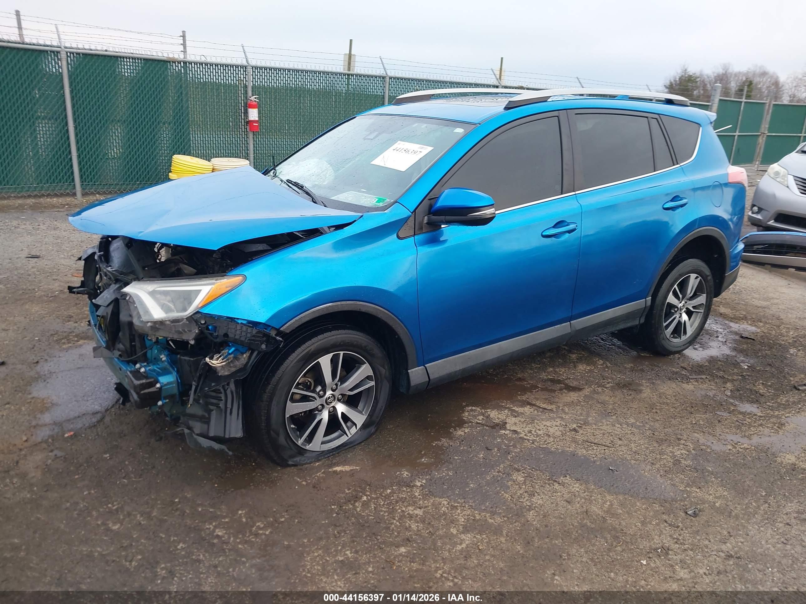 TOYOTA RAV4 image 2