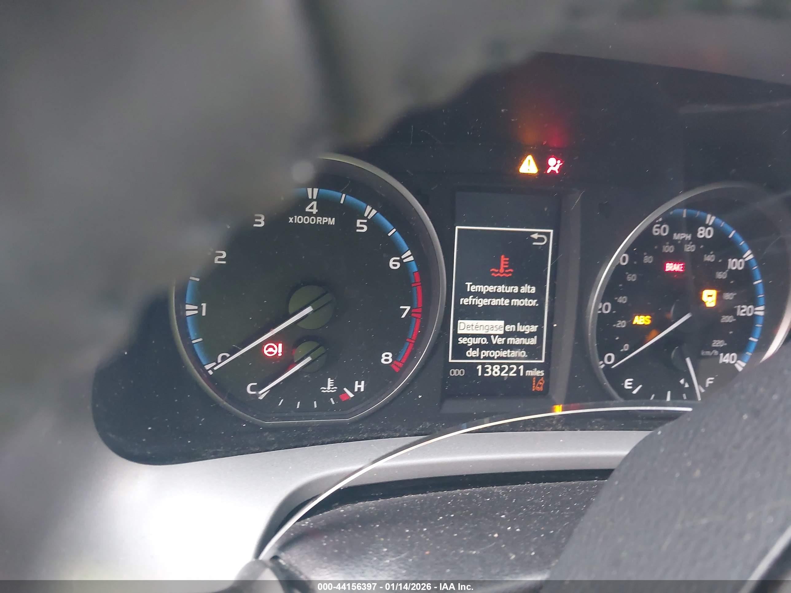 TOYOTA RAV4 image 7