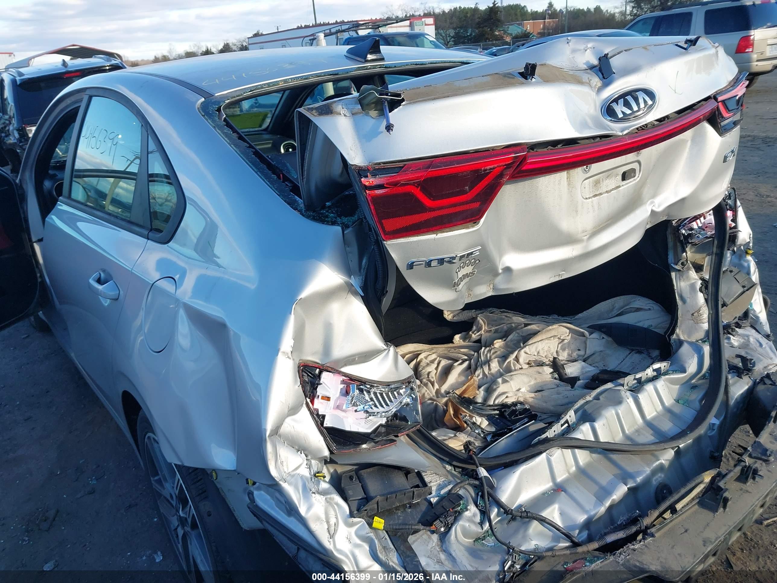 KIA FORTE image 6