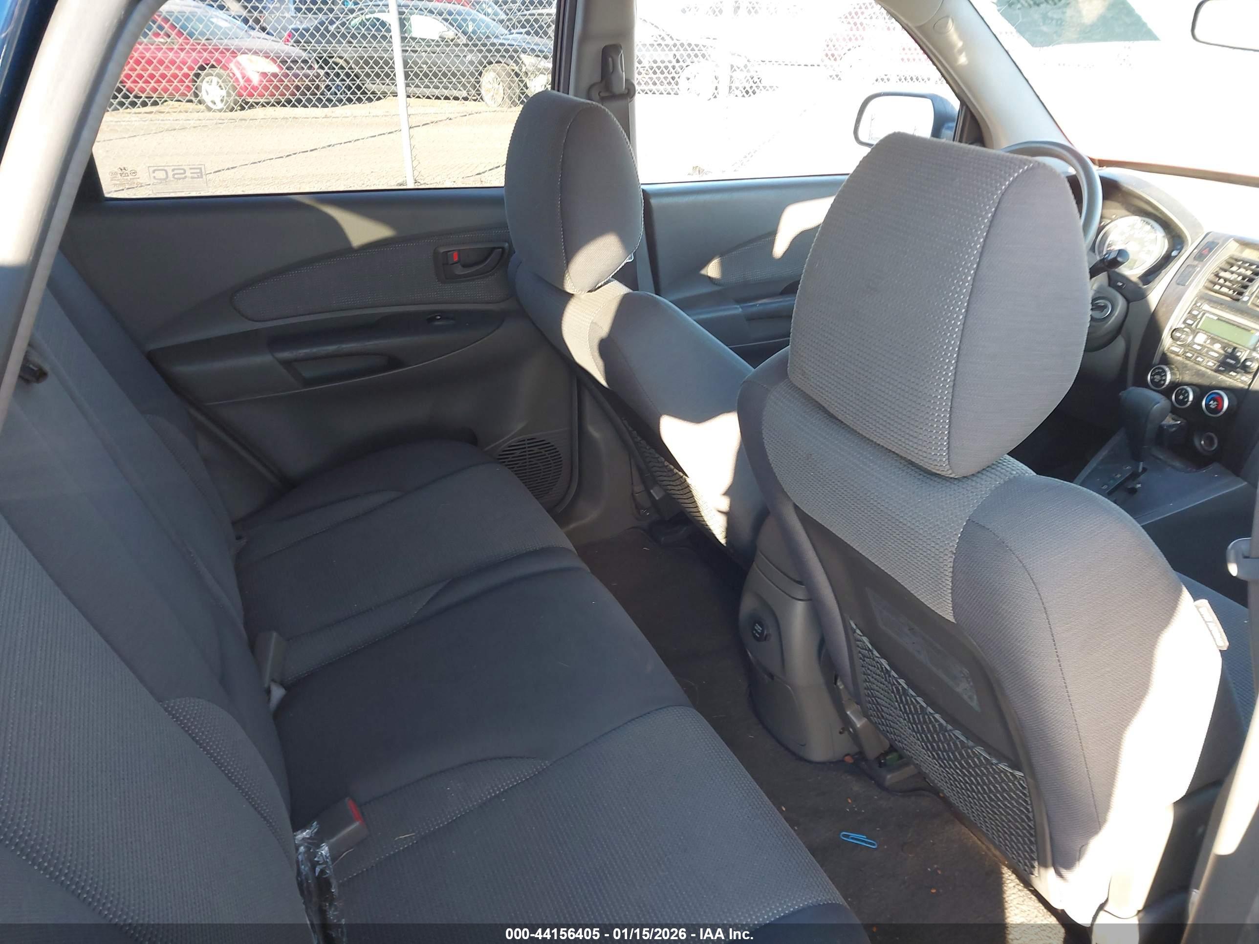 HYUNDAI TUCSON image 8