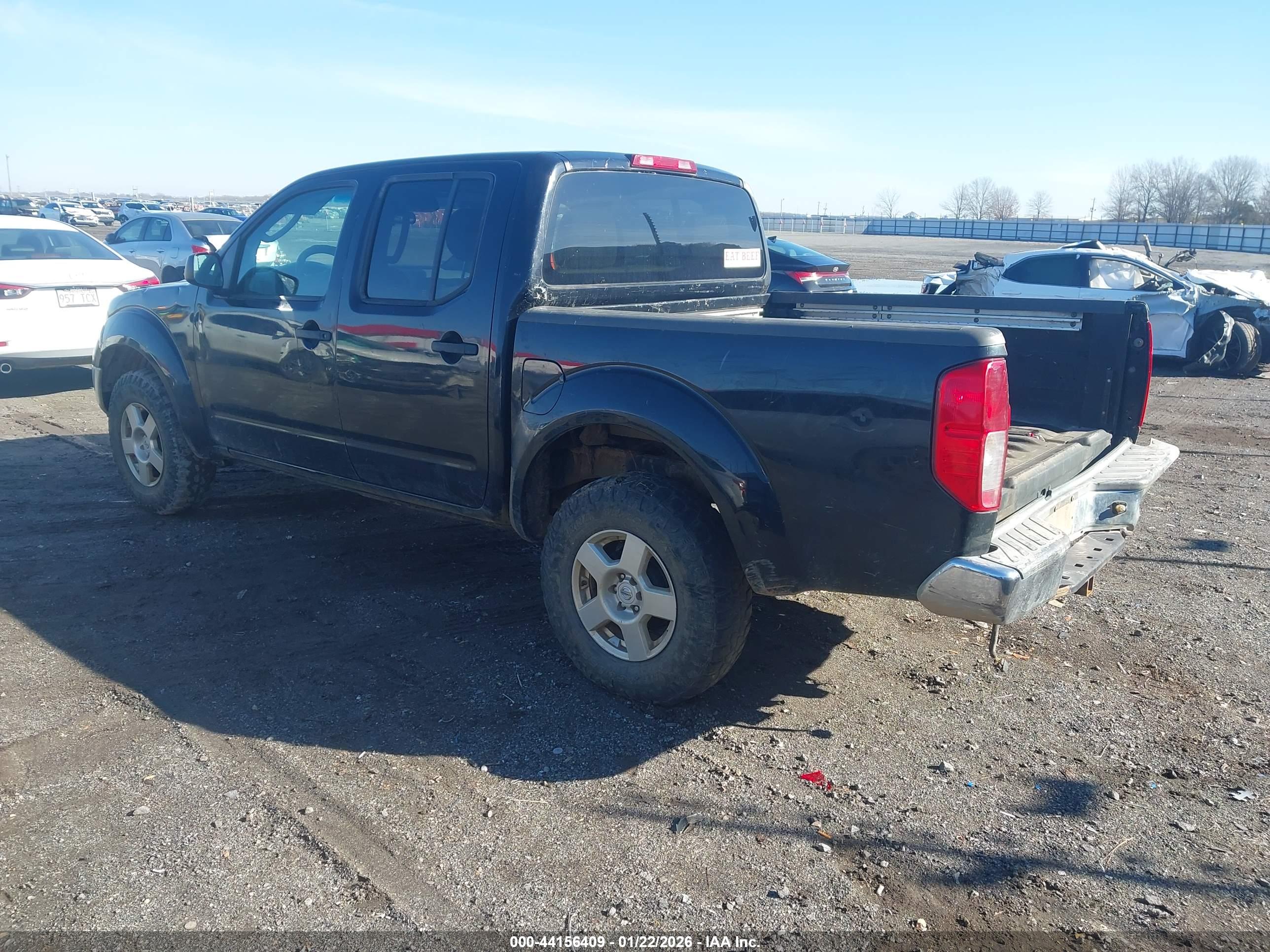 NISSAN FRONTIER image 3