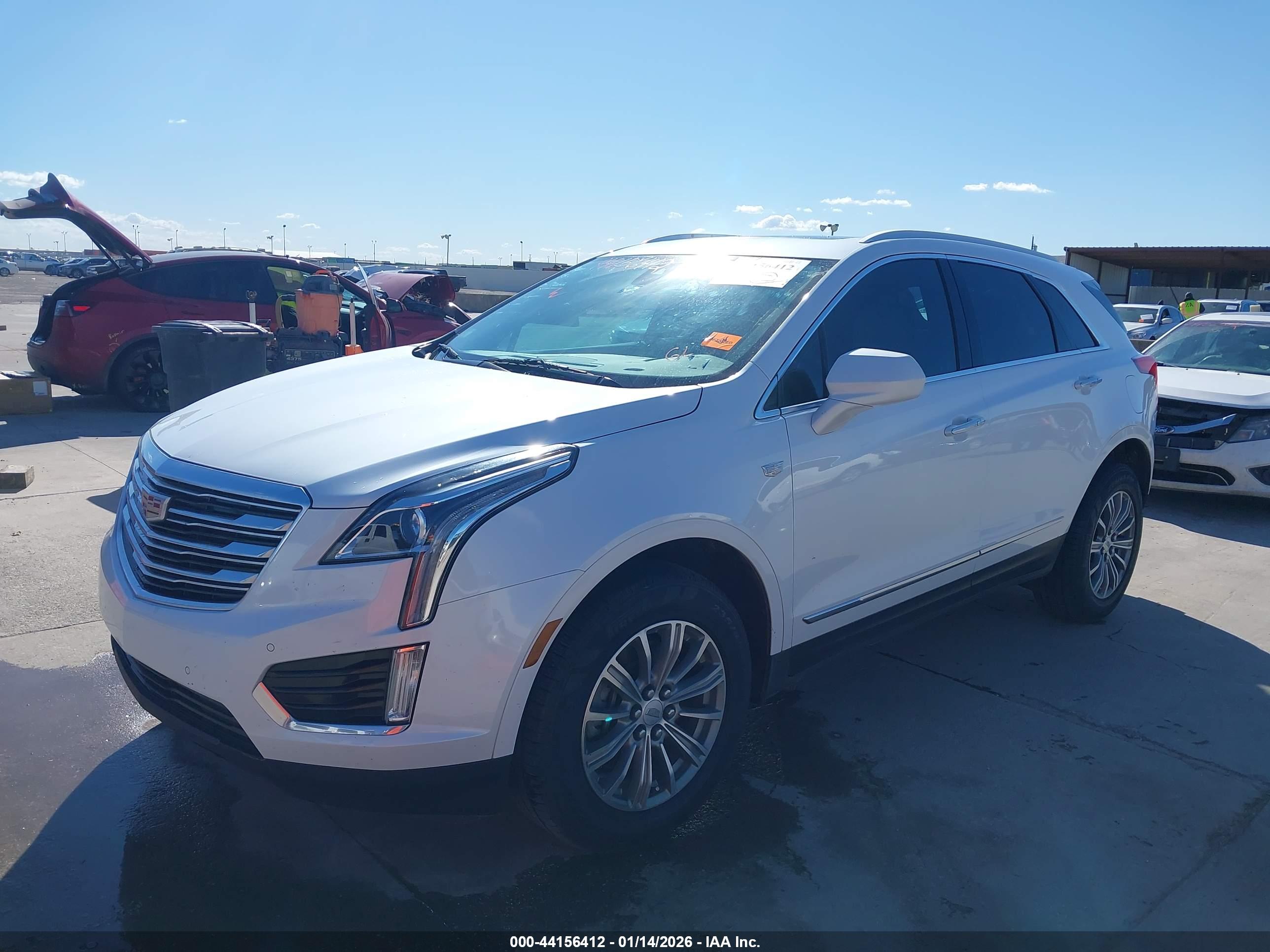 CADILLAC XT5 image 2