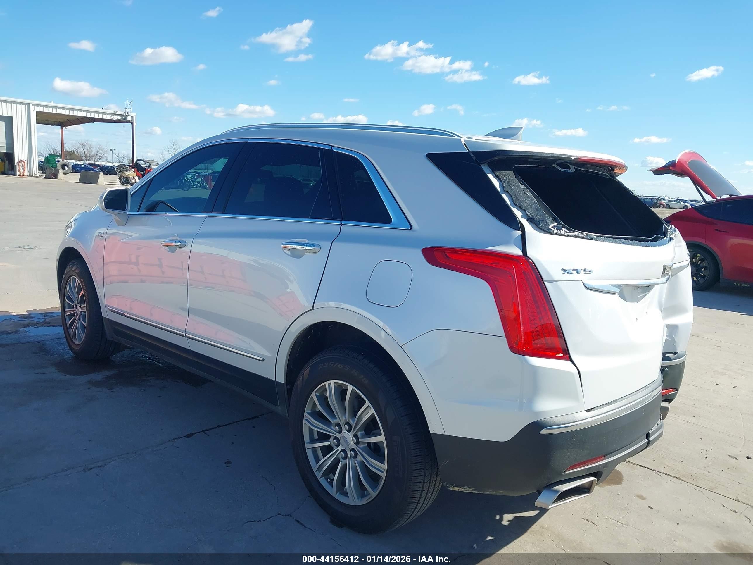 CADILLAC XT5 image 3
