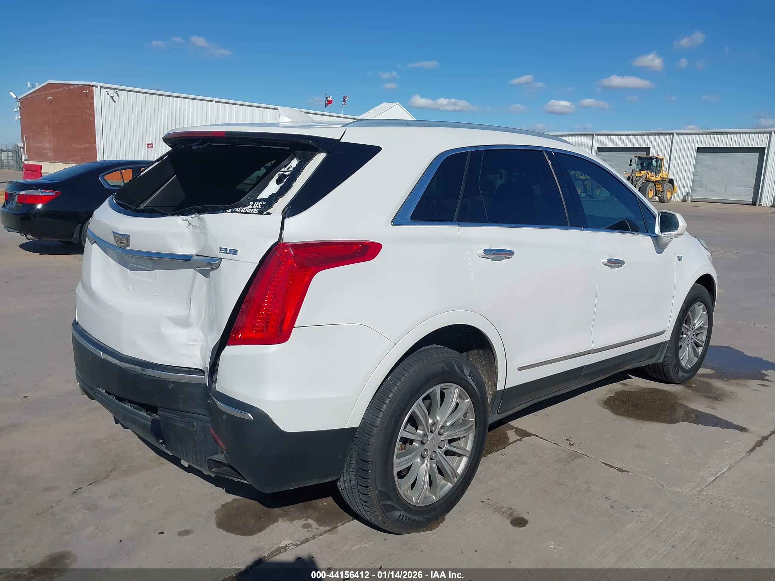 CADILLAC XT5 image 4