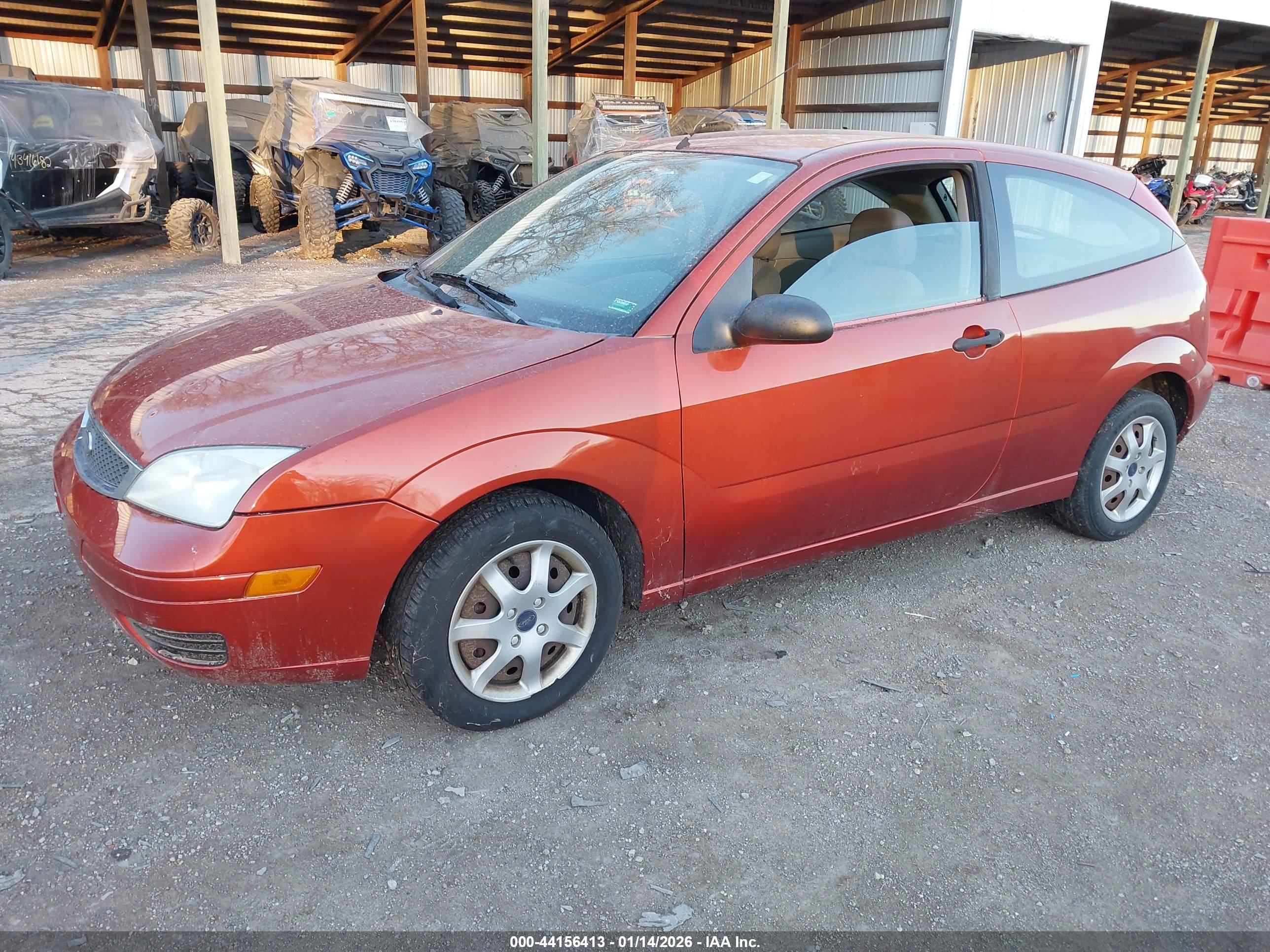 FORD FOCUS image 2