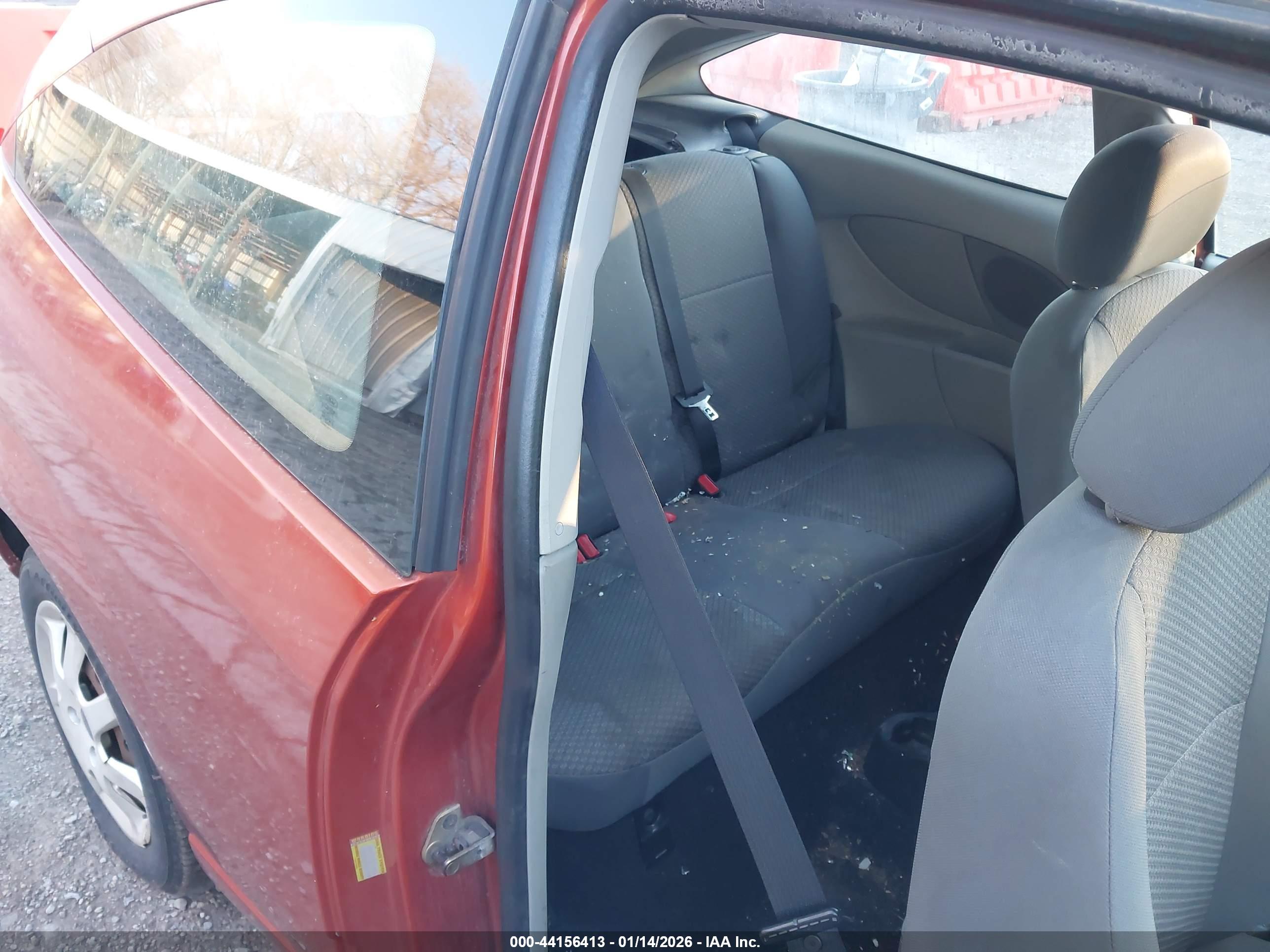FORD FOCUS image 8