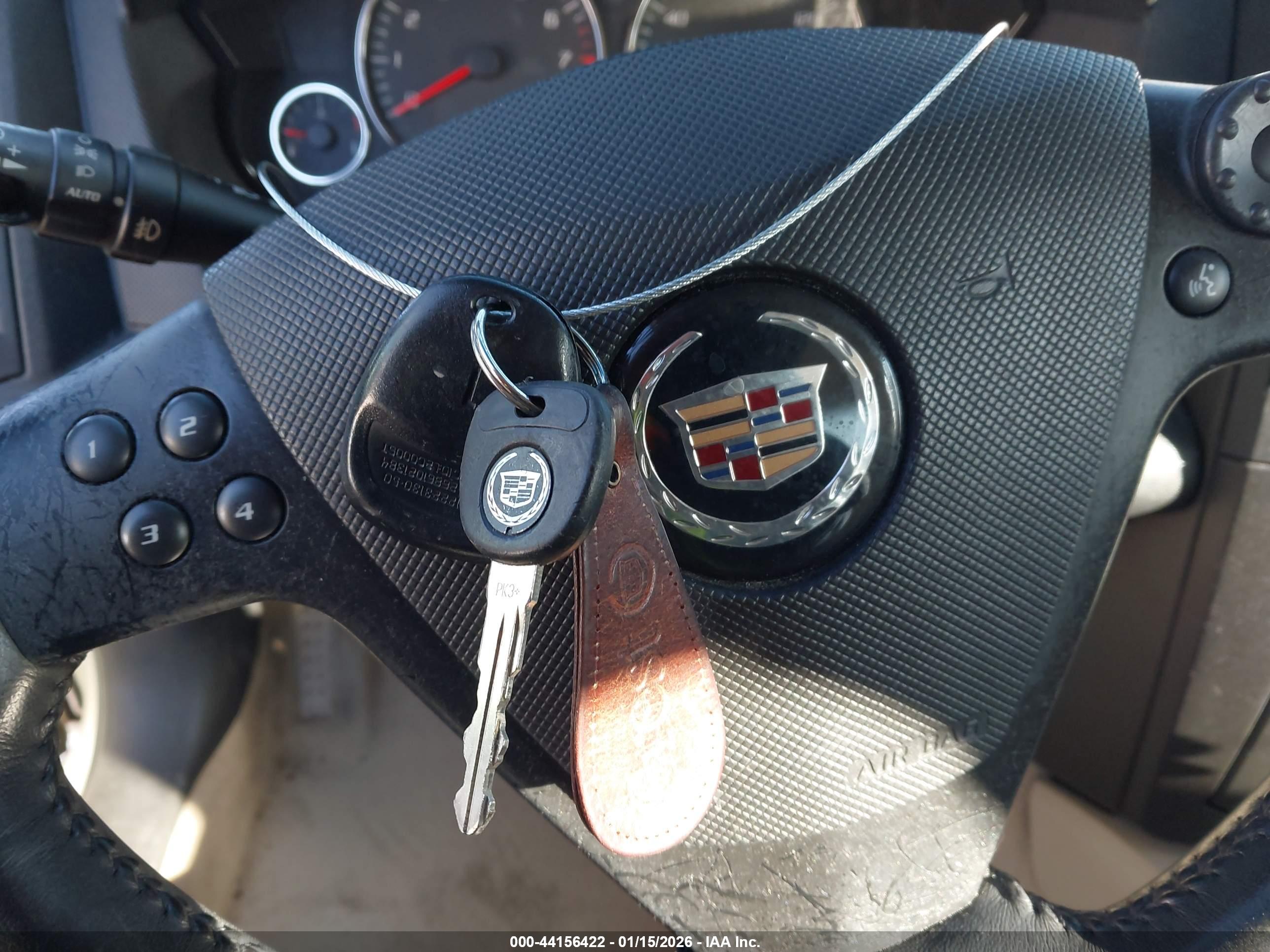 CADILLAC CTS image 11