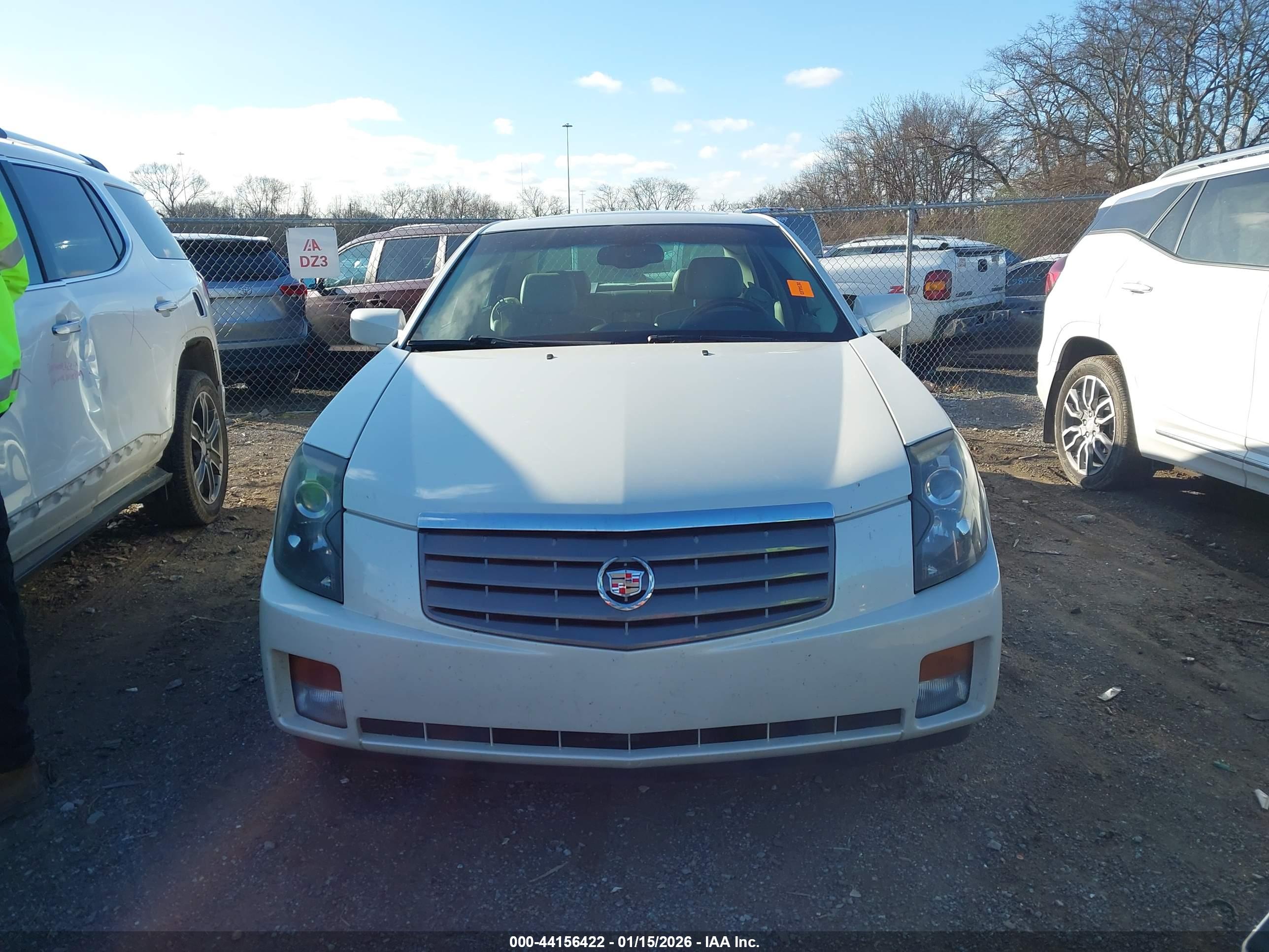 CADILLAC CTS image 6