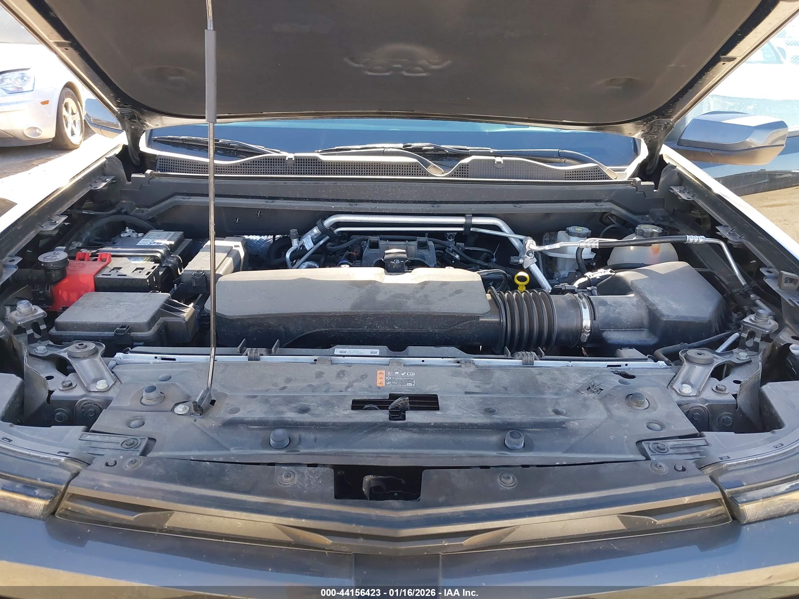 CHEVROLET COLORADO image 10