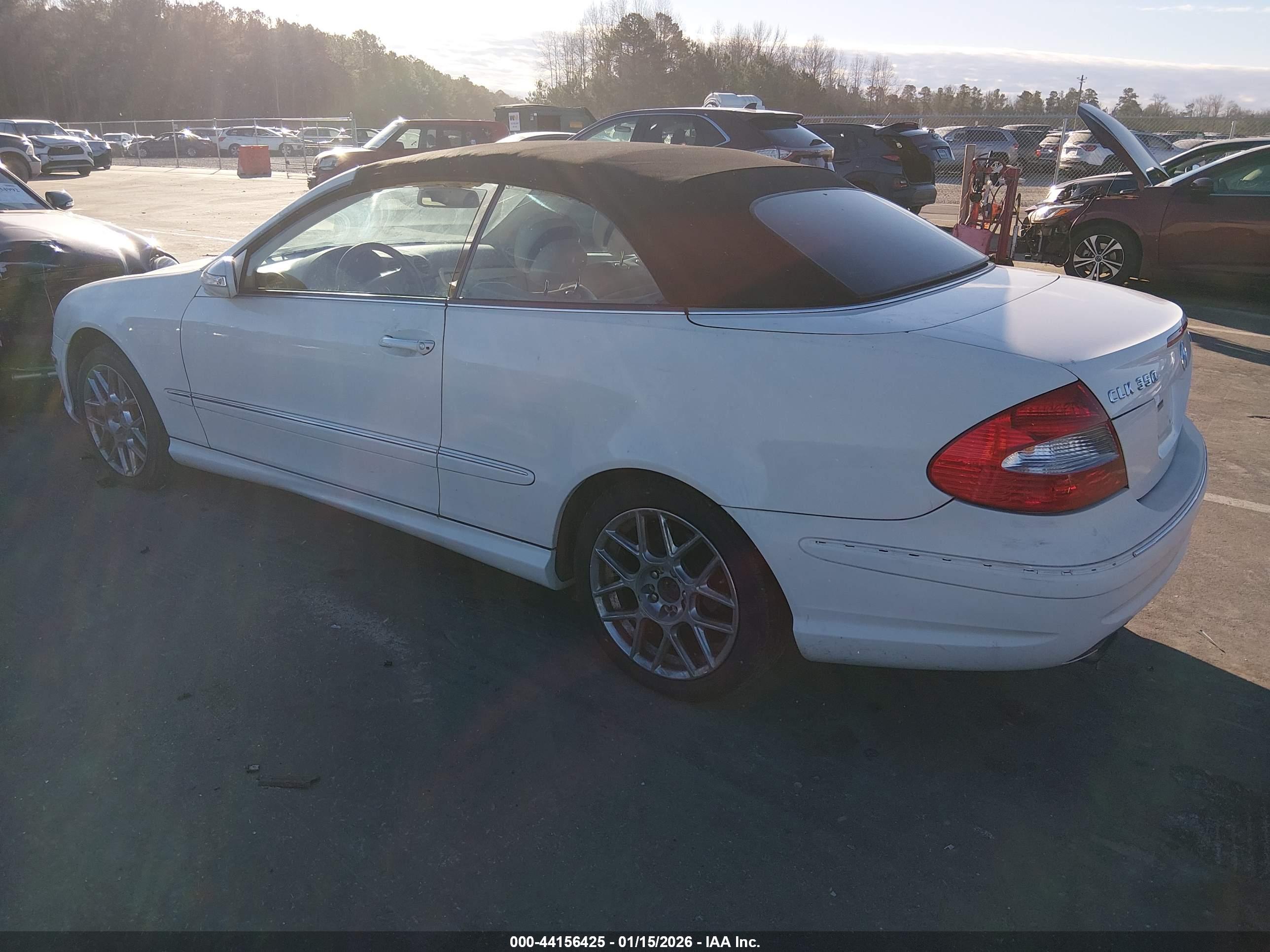 MERCEDES-BENZ CLK image 3