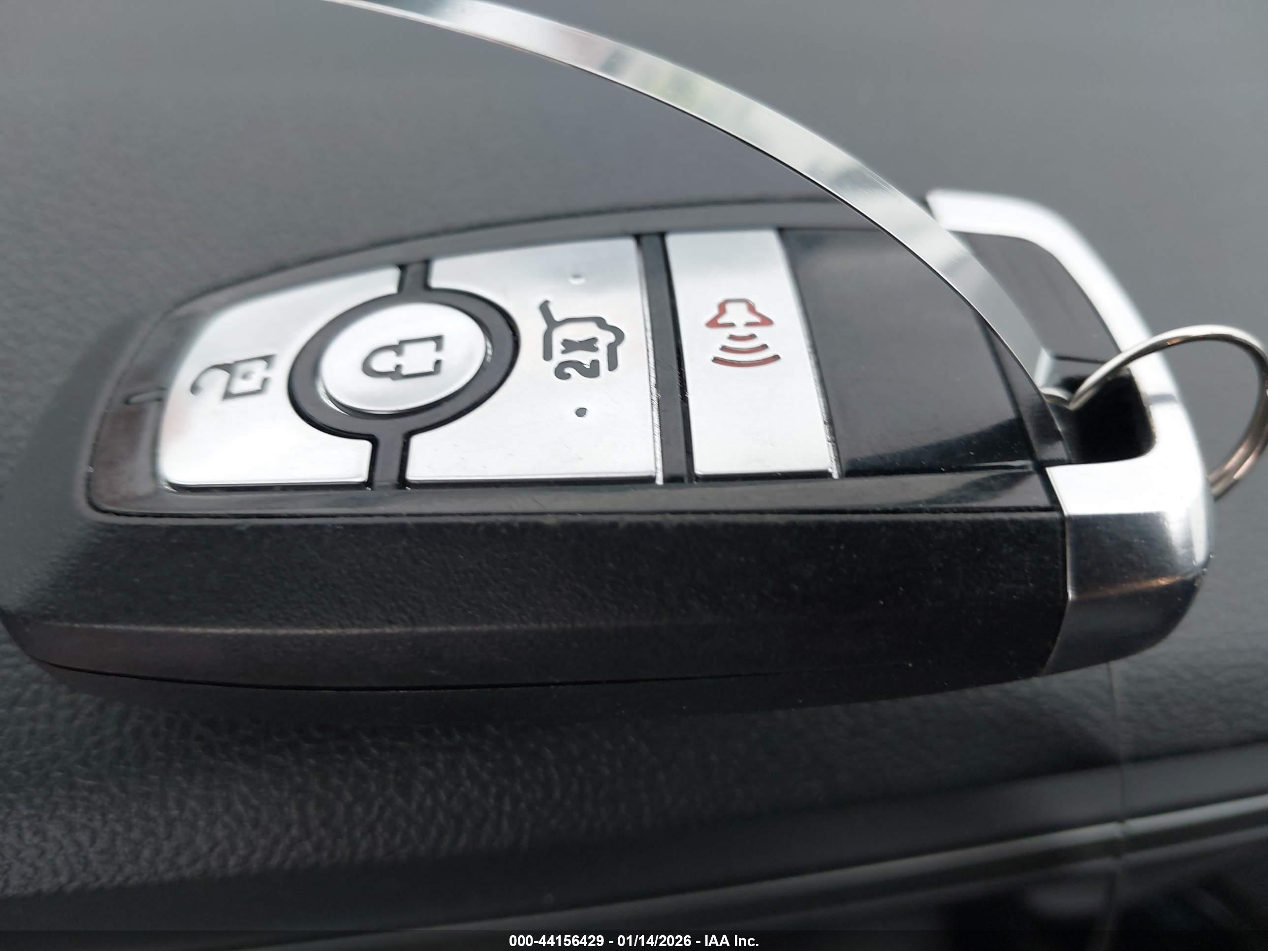 FORD ESCAPE image 11