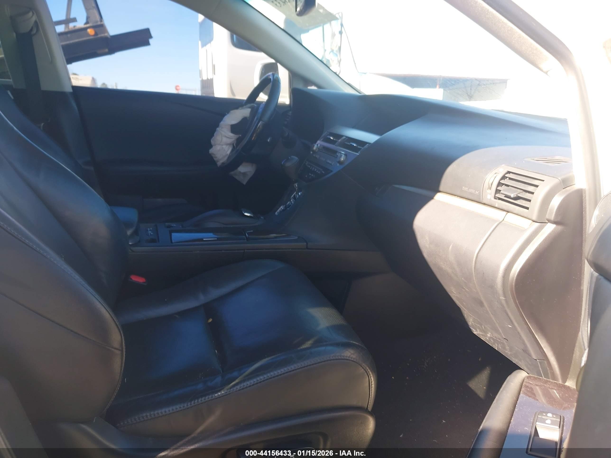 LEXUS RX image 5